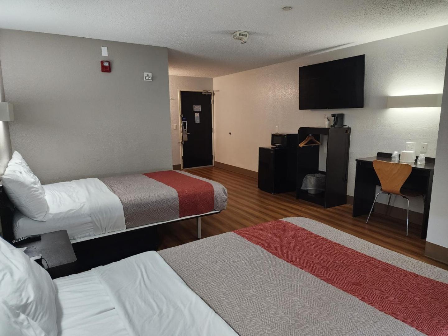 Motel 6-Biloxi, MS - Beach photo 26
