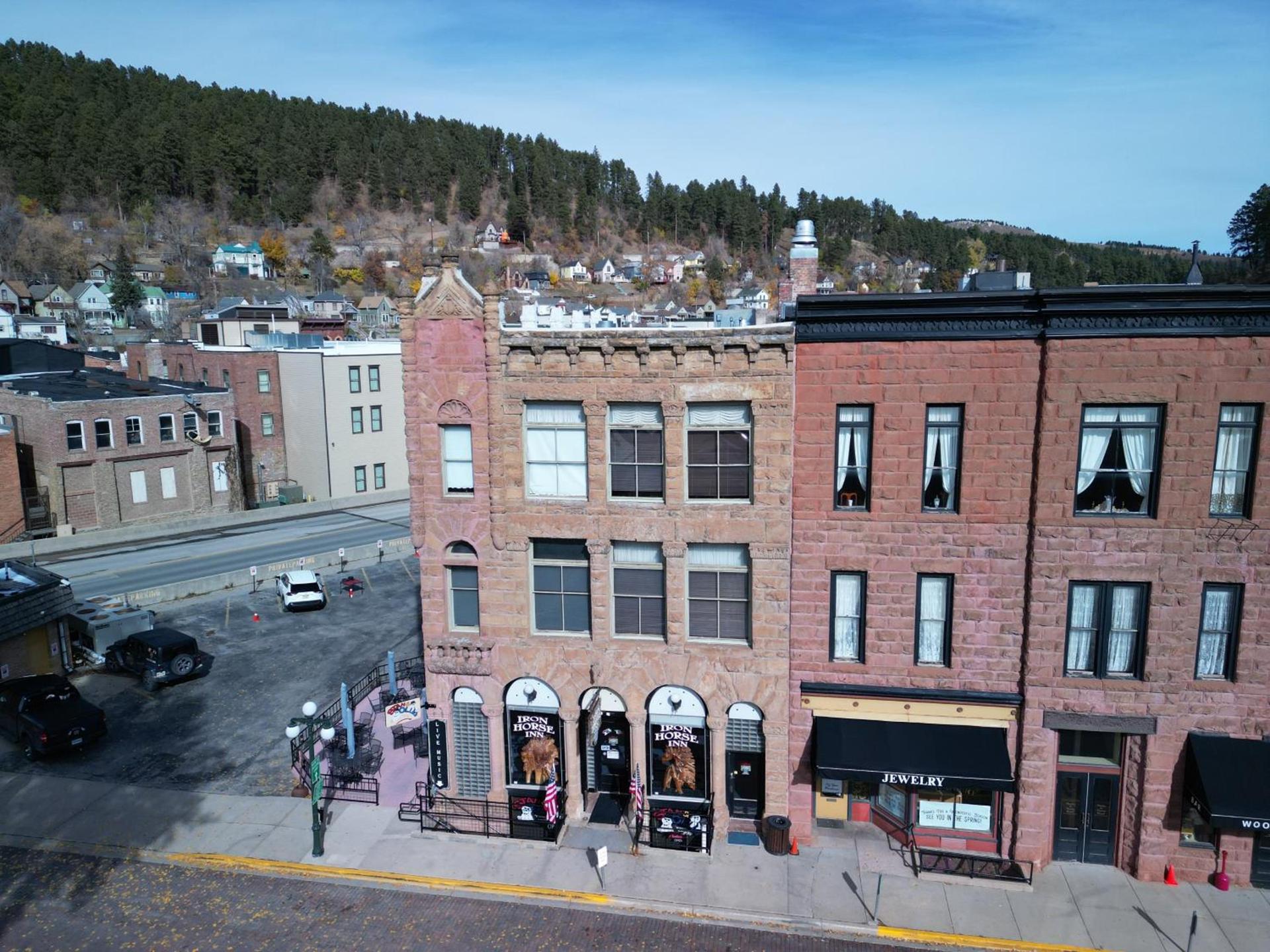 Historic Iron Horse Inn - Deadwood photo 1