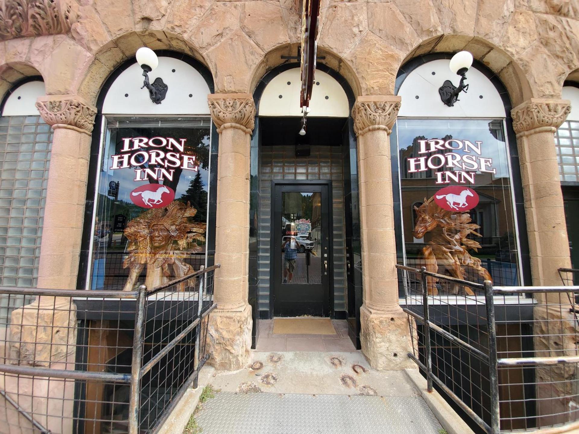 Historic Iron Horse Inn - Deadwood photo 2