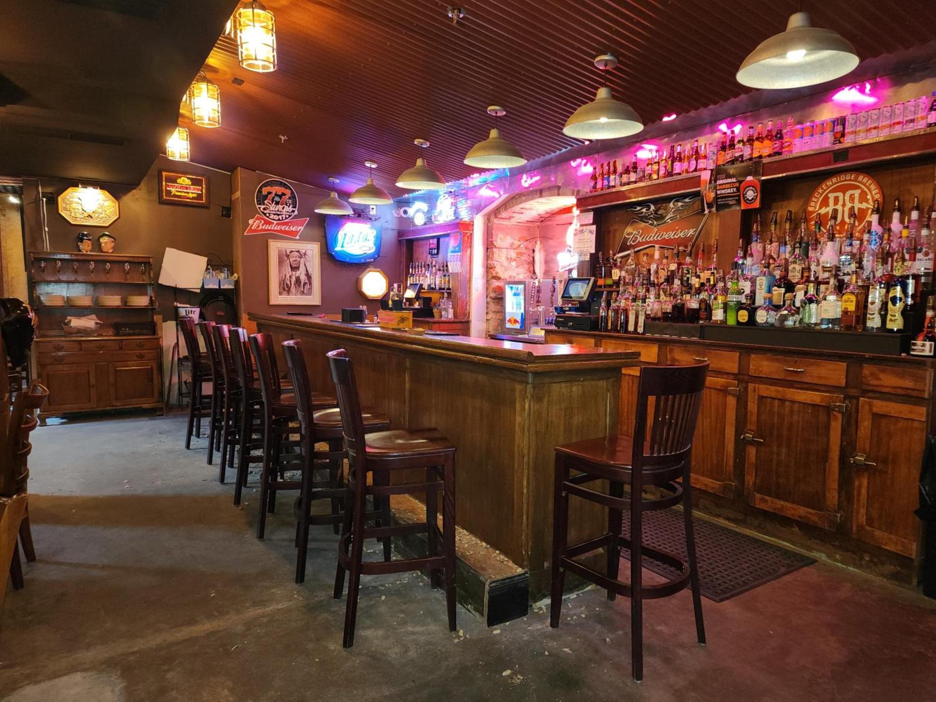 Historic Iron Horse Inn - Deadwood photo 6