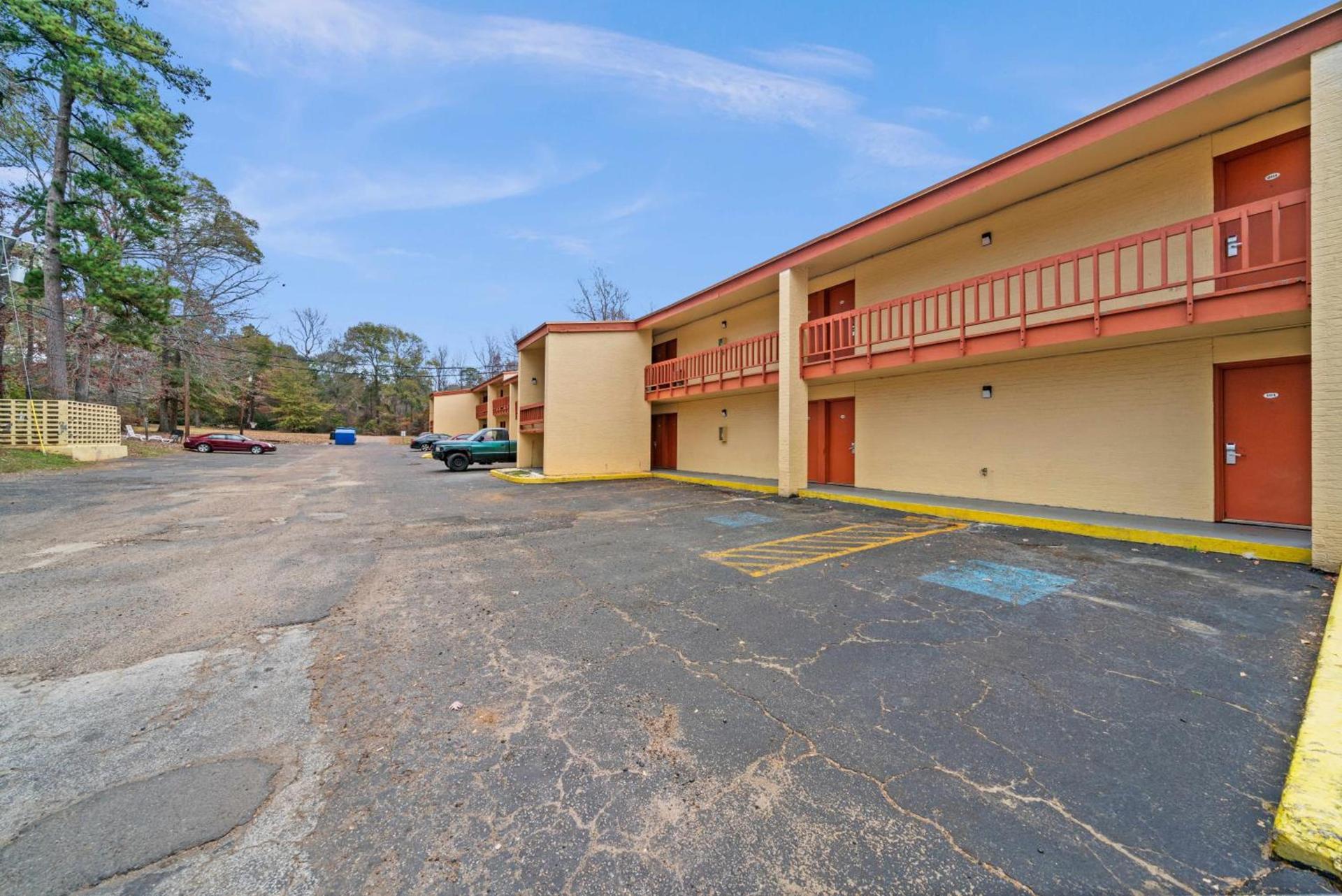 Executive Inn photo 11