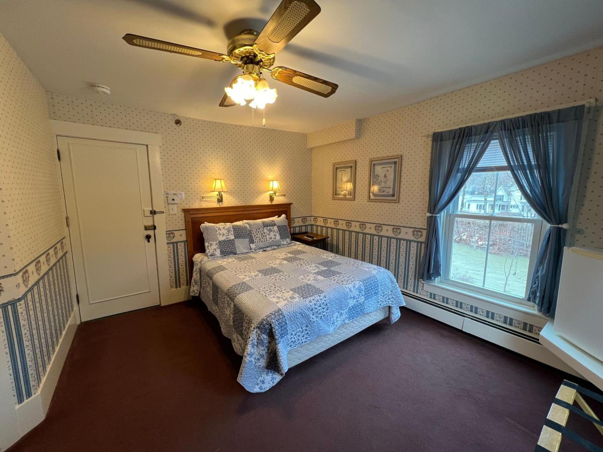 Echo Lake Inn photo 57