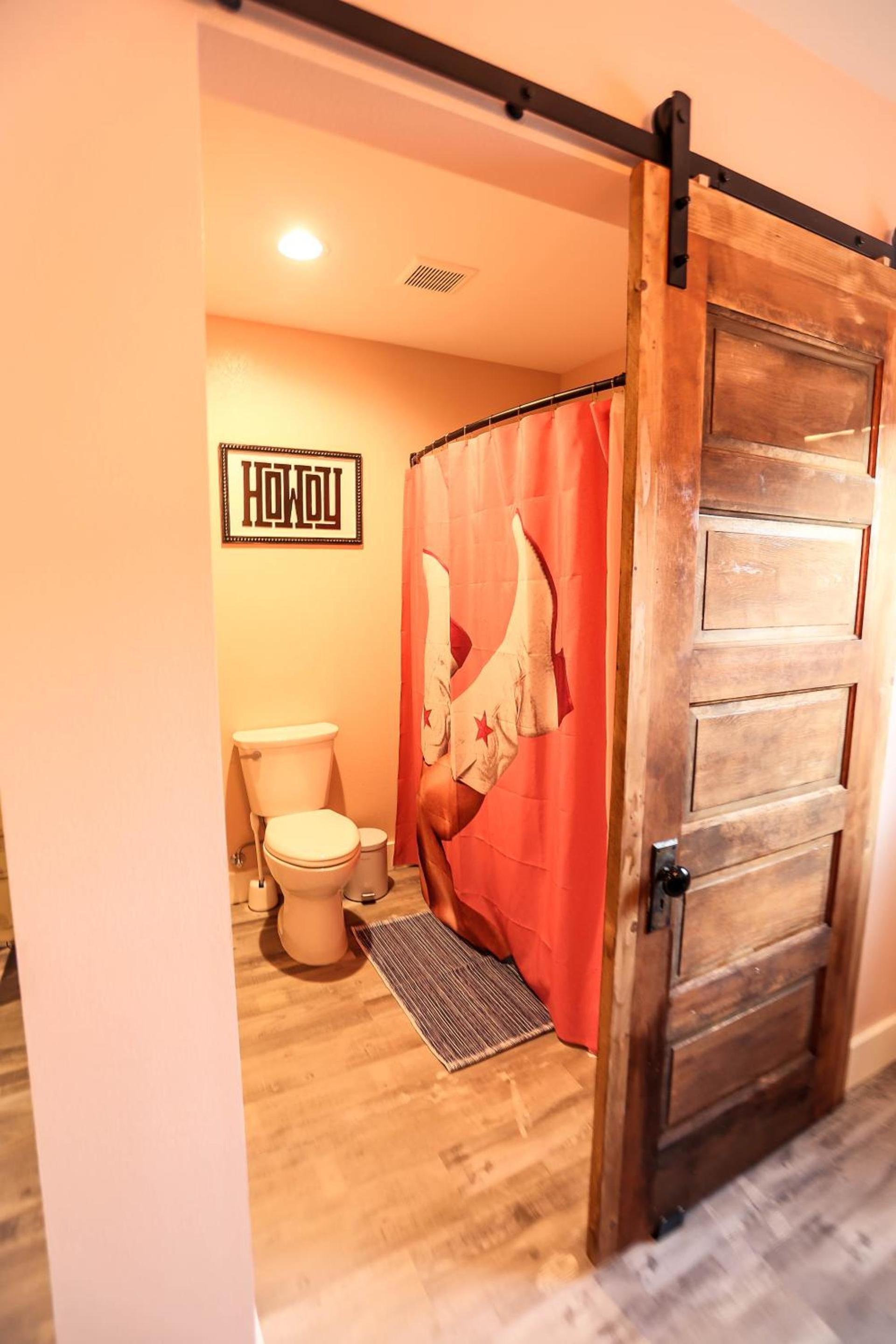 The Blue Buffalo Motel photo 26