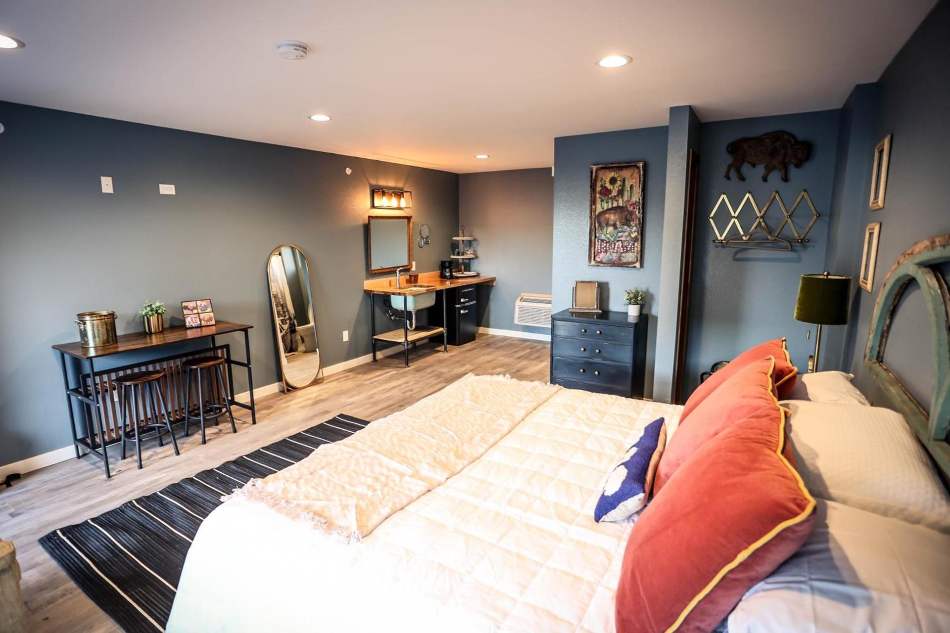 The Blue Buffalo Motel photo 20