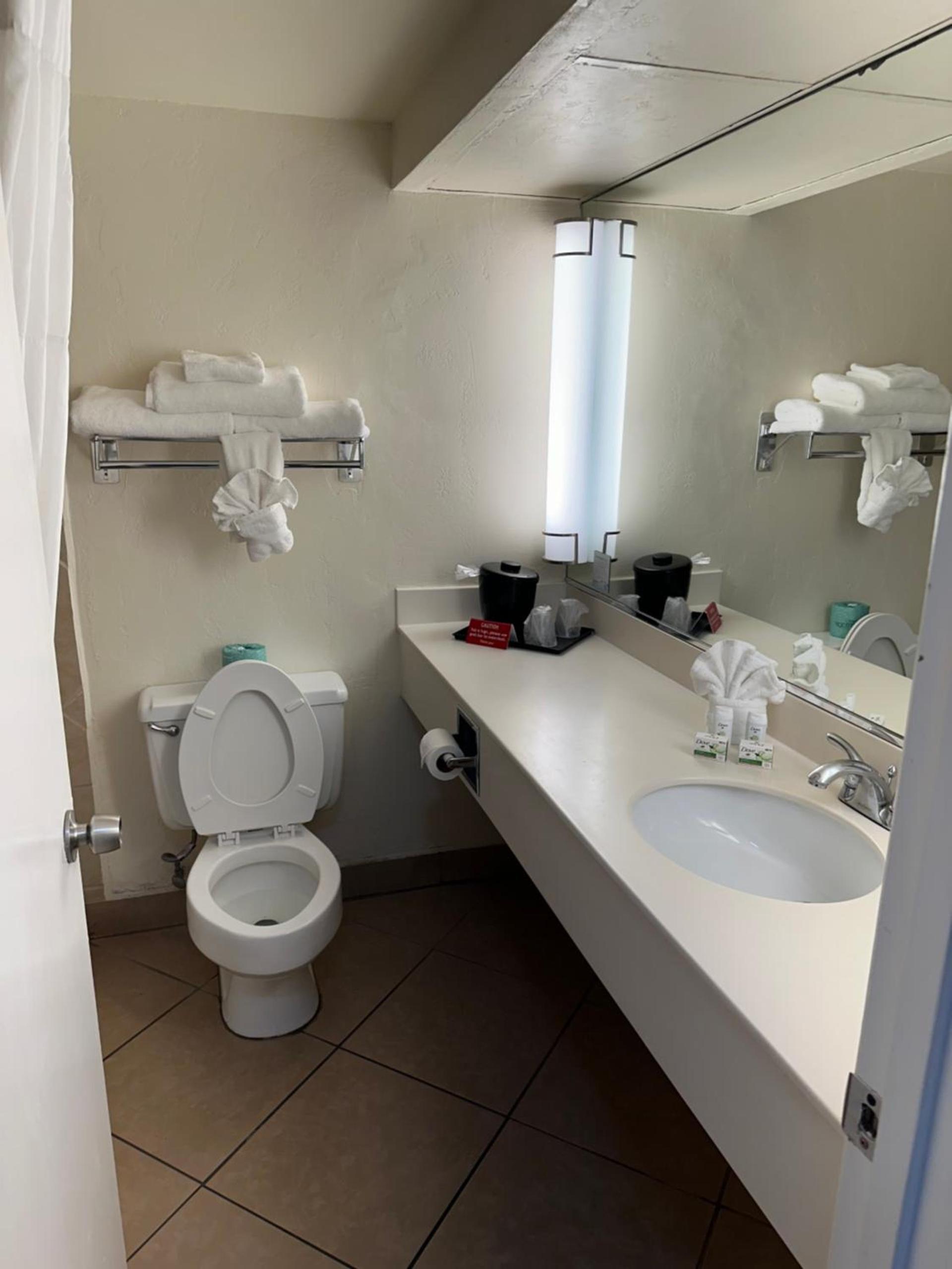 Ramada by Wyndham Las Cruces Hotel & Conference Center photo 20