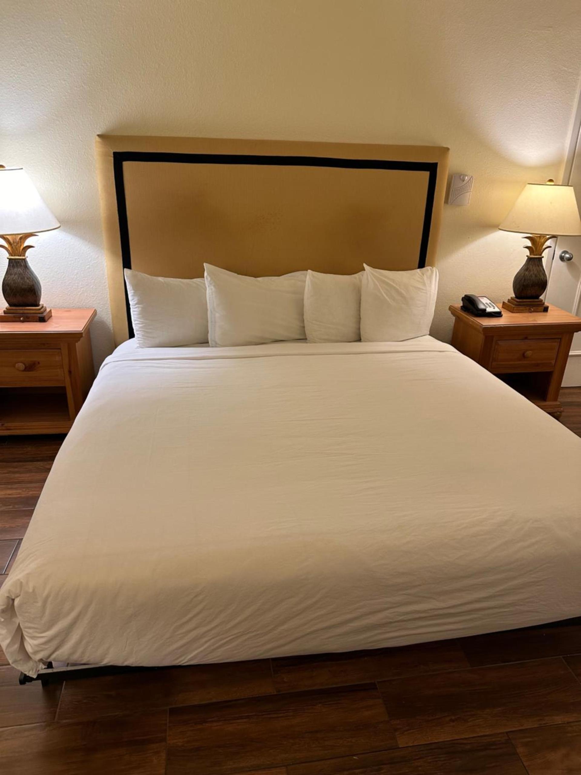 Ramada by Wyndham Las Cruces Hotel & Conference Center photo 26