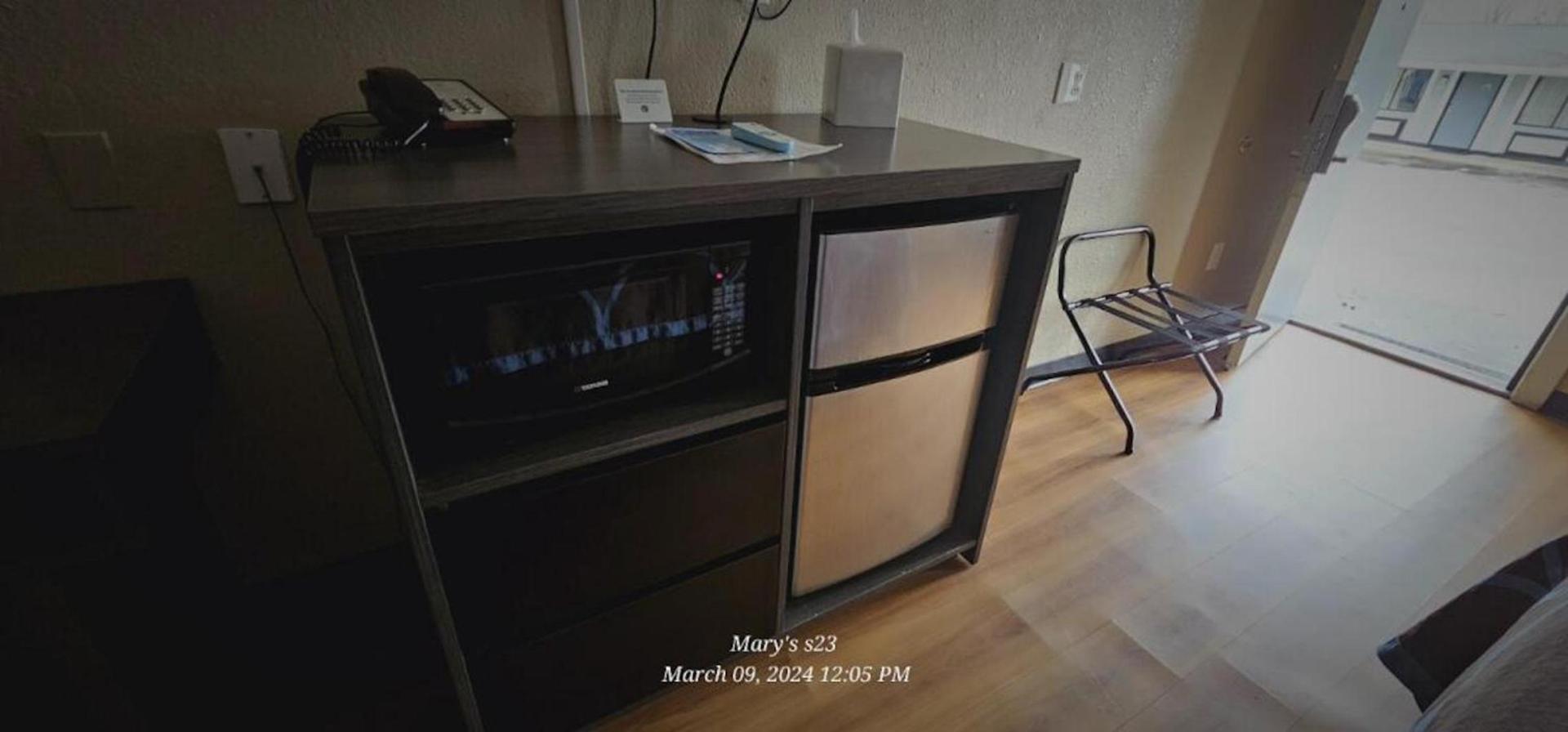Super 8 by Wyndham Asheville/Biltmore photo 22