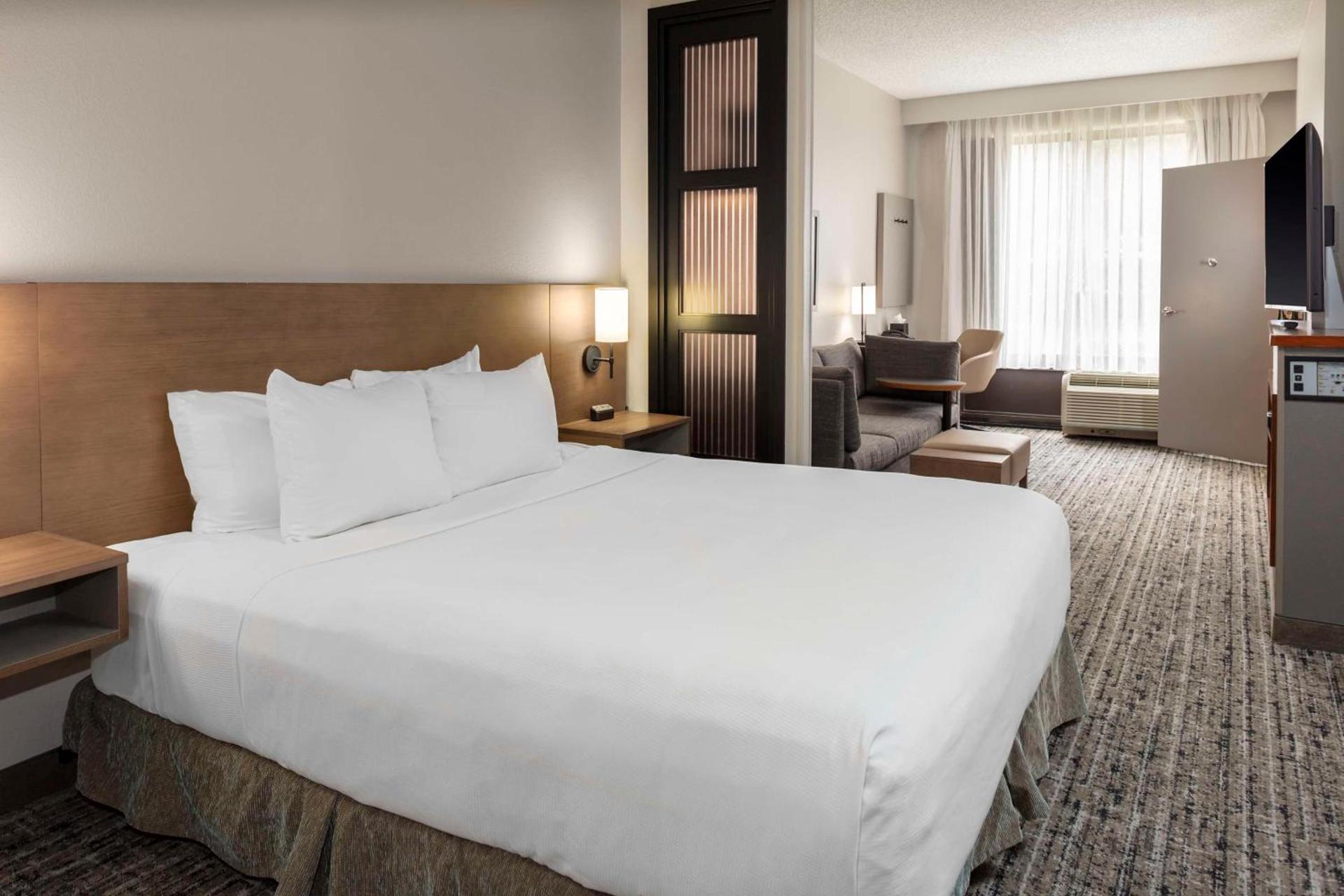 Hyatt Place-Dallas/Arlington photo 43