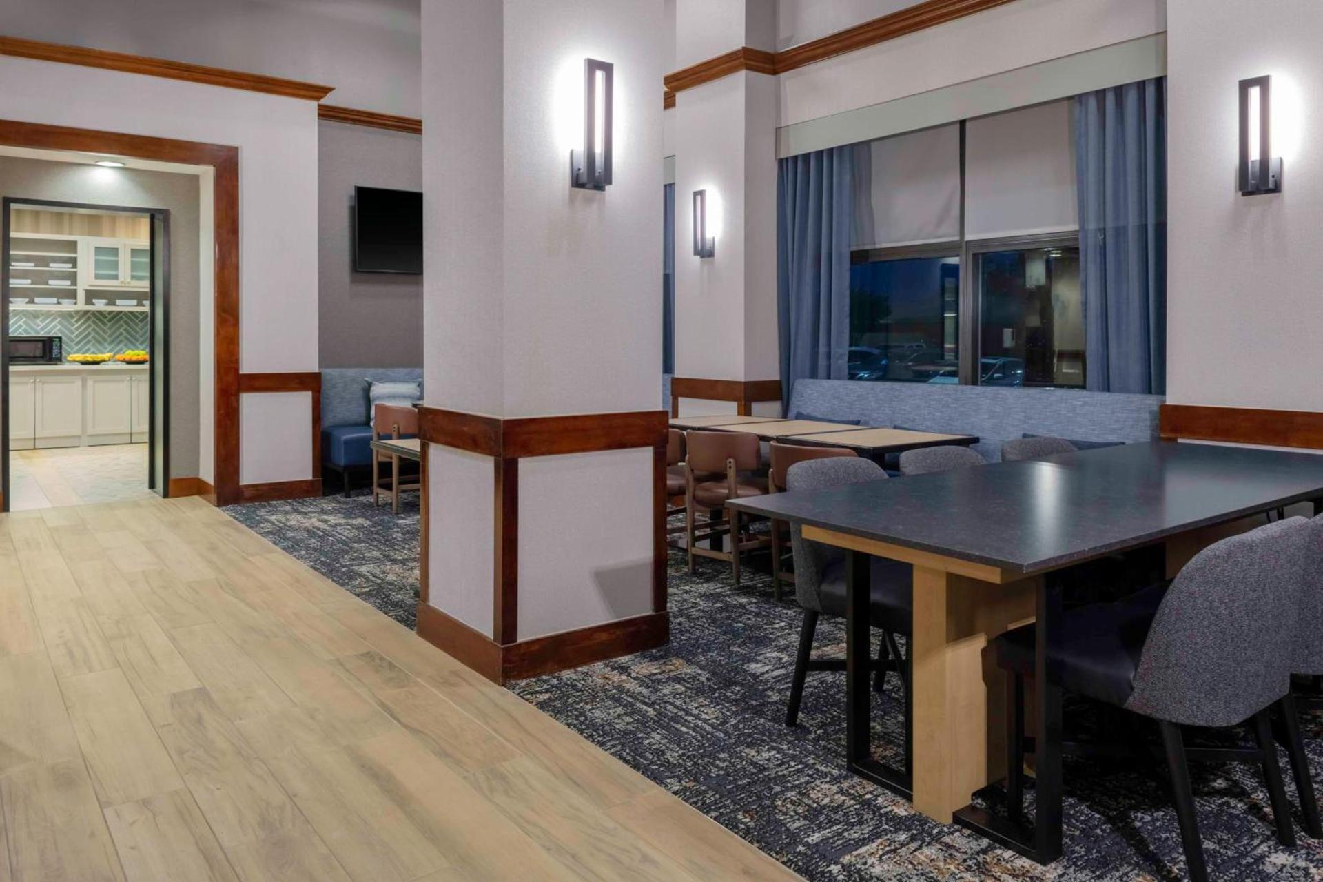 Hyatt Place-Dallas/Arlington photo 51