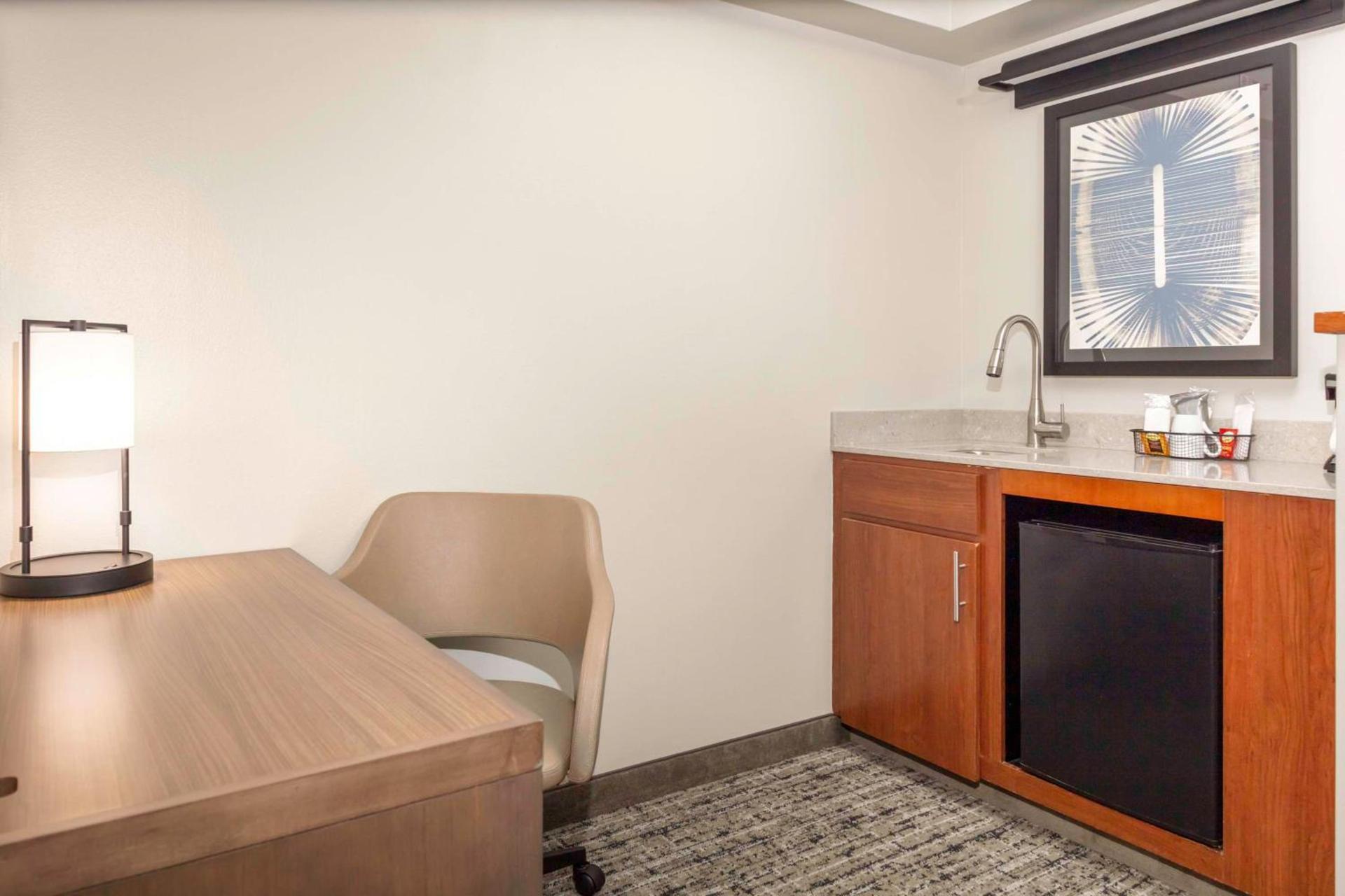 Hyatt Place-Dallas/Arlington photo 57