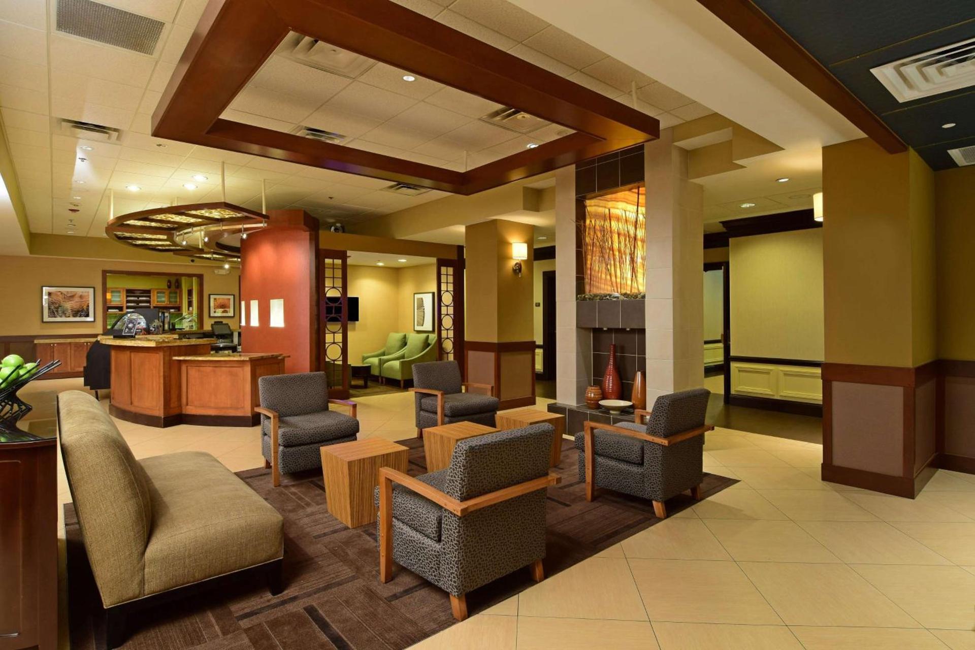Hyatt Place Dallas Las Colinas photo 2