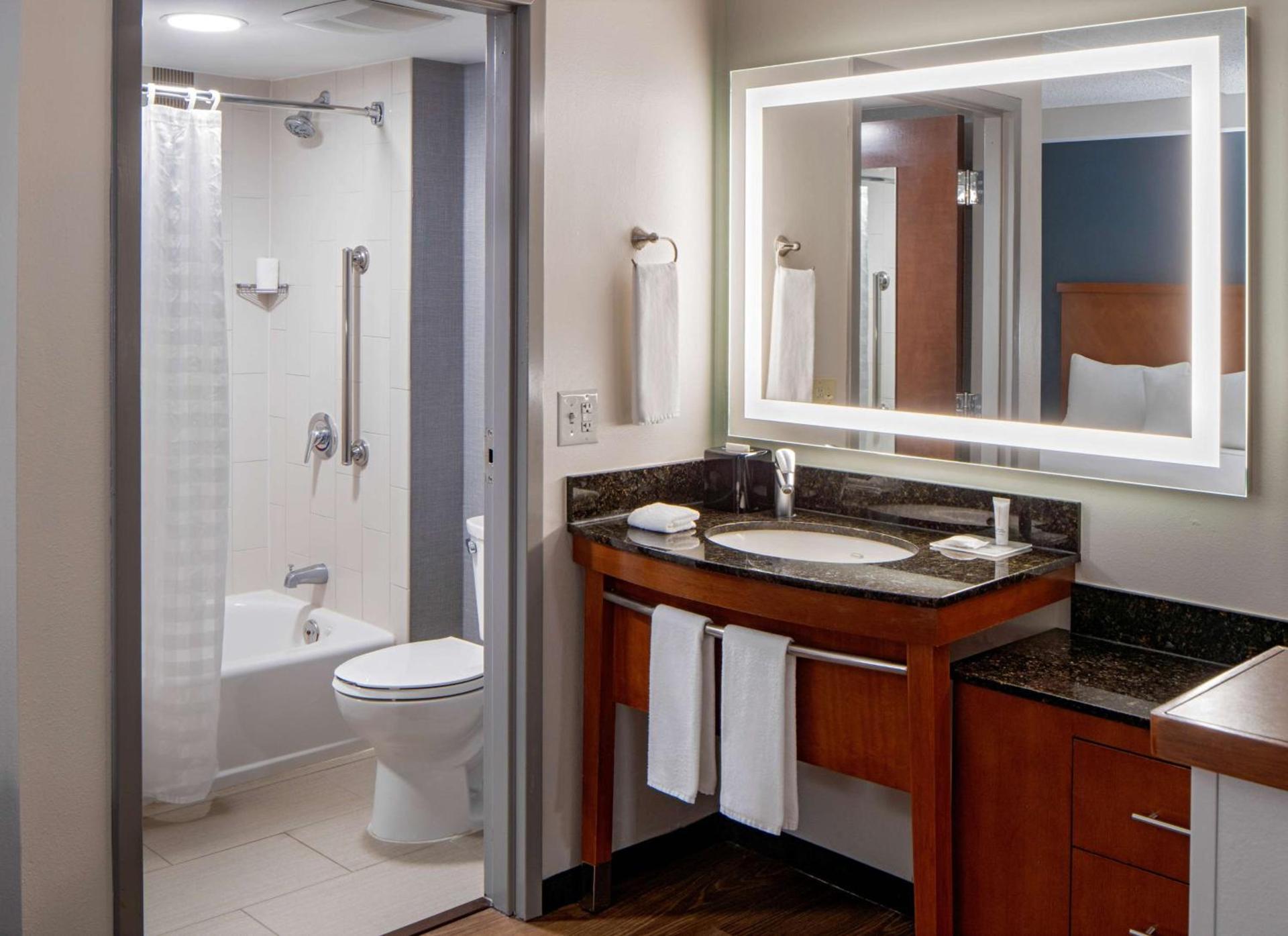 Hyatt Place Fair Lawn Paramus photo 19