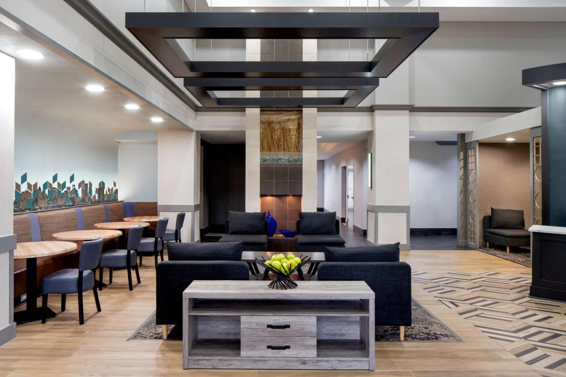 Hyatt Place Fair Lawn Paramus photo 2