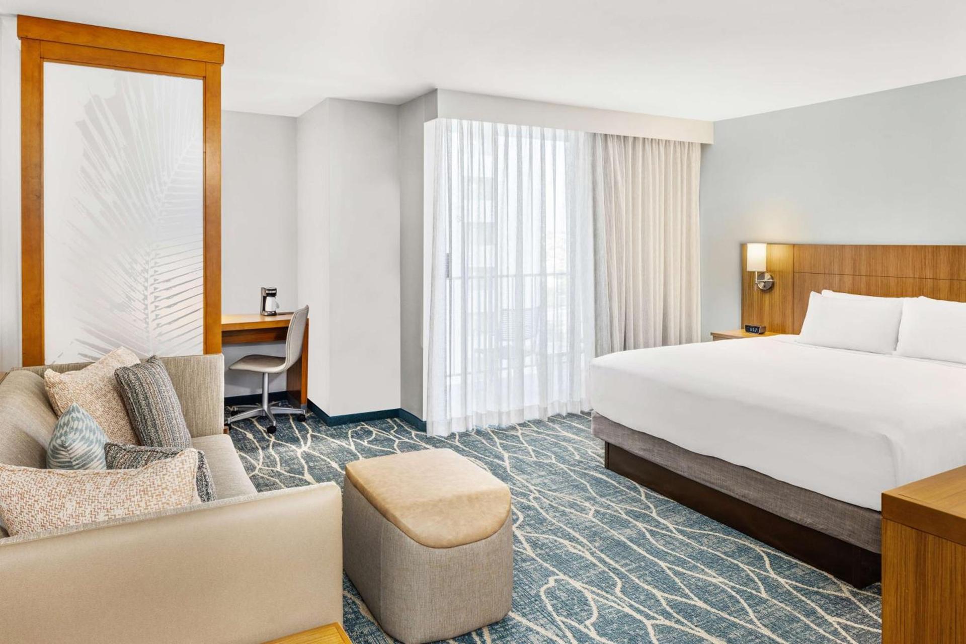 Hyatt Place Waikiki Beach photo 17
