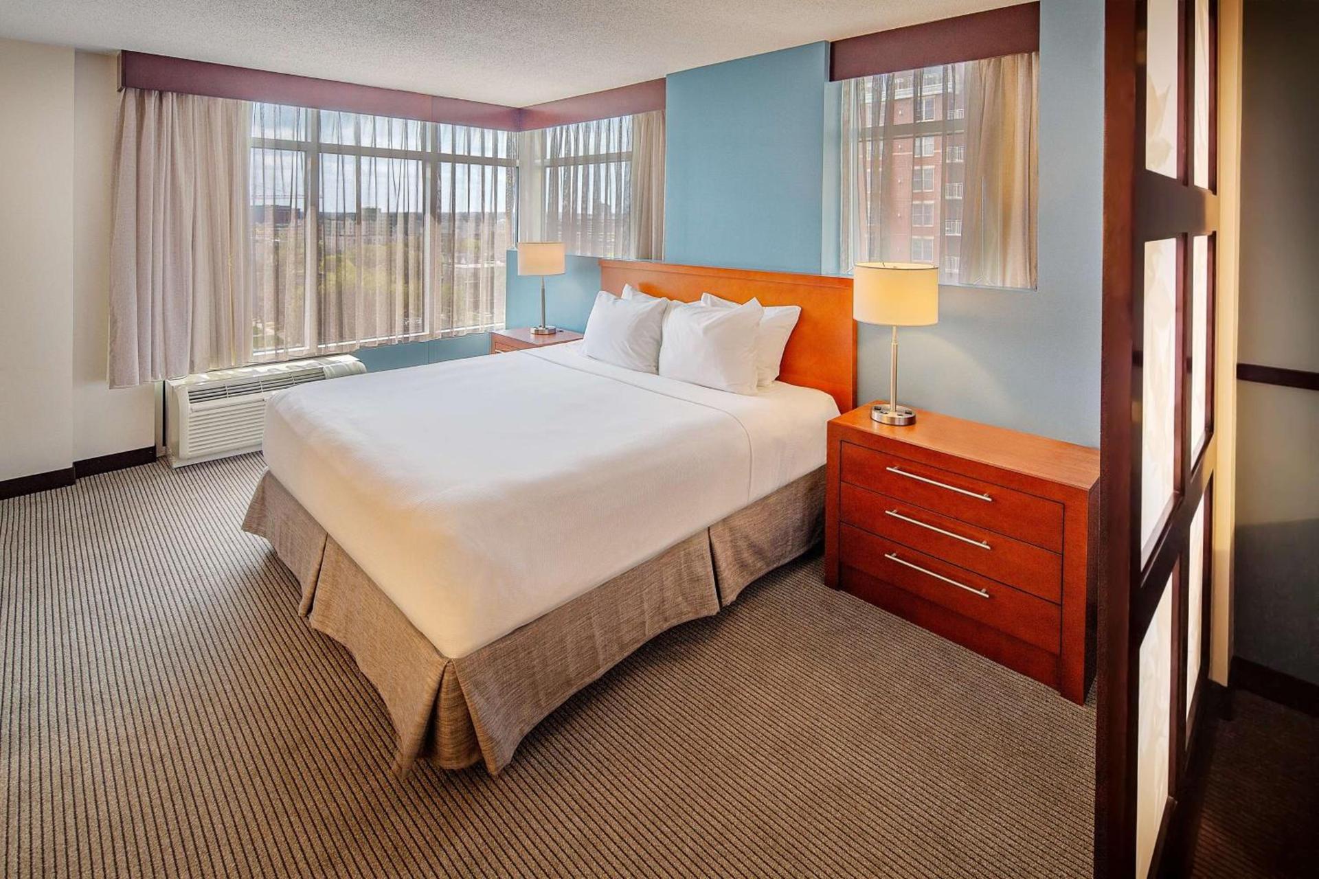 Hyatt Place Madison/Downtown photo 2