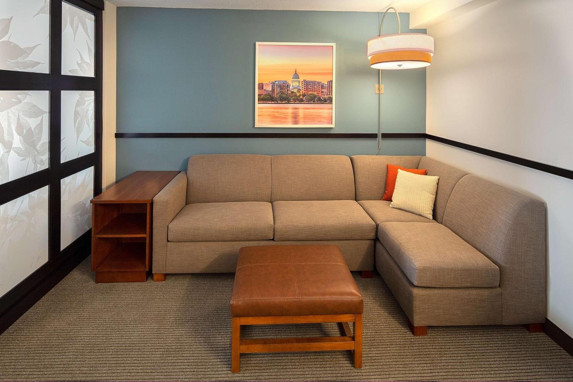 Hyatt Place Madison/Downtown photo 5