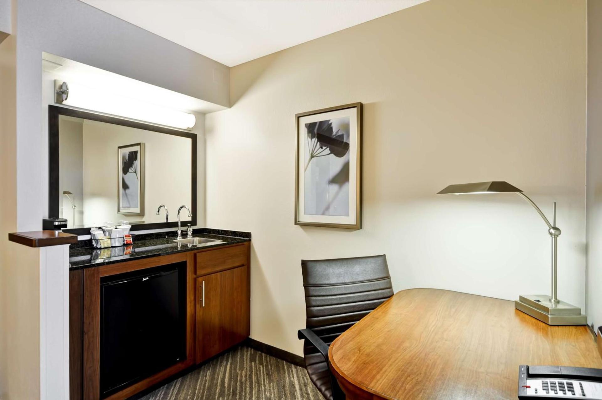 Hyatt Place Minneapolis Eden Prairie photo 8