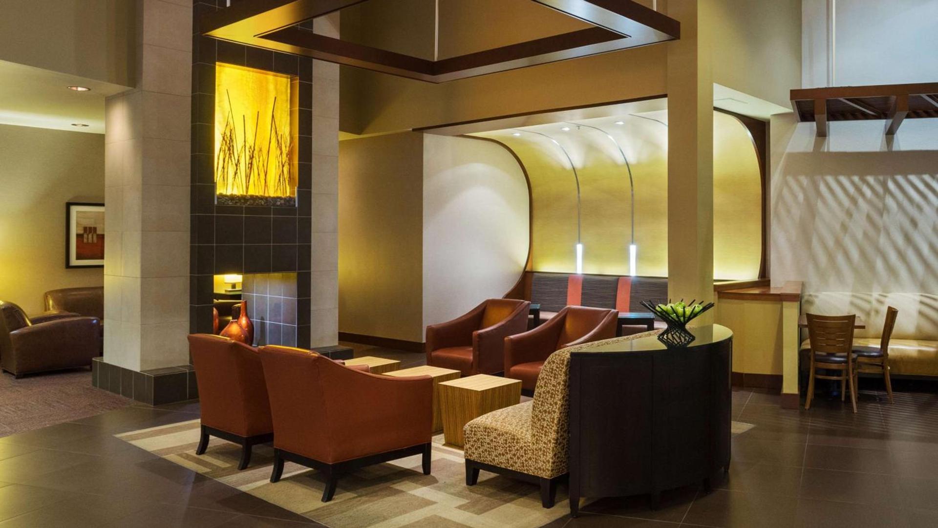 Hyatt Place Fort Myers Estero - Newly Renovated photo 4