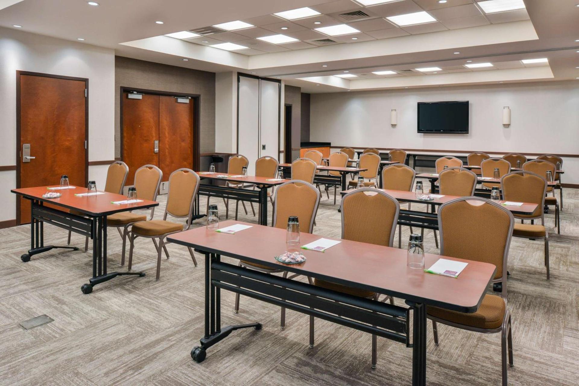 Hyatt Place Chesapeake photo 15