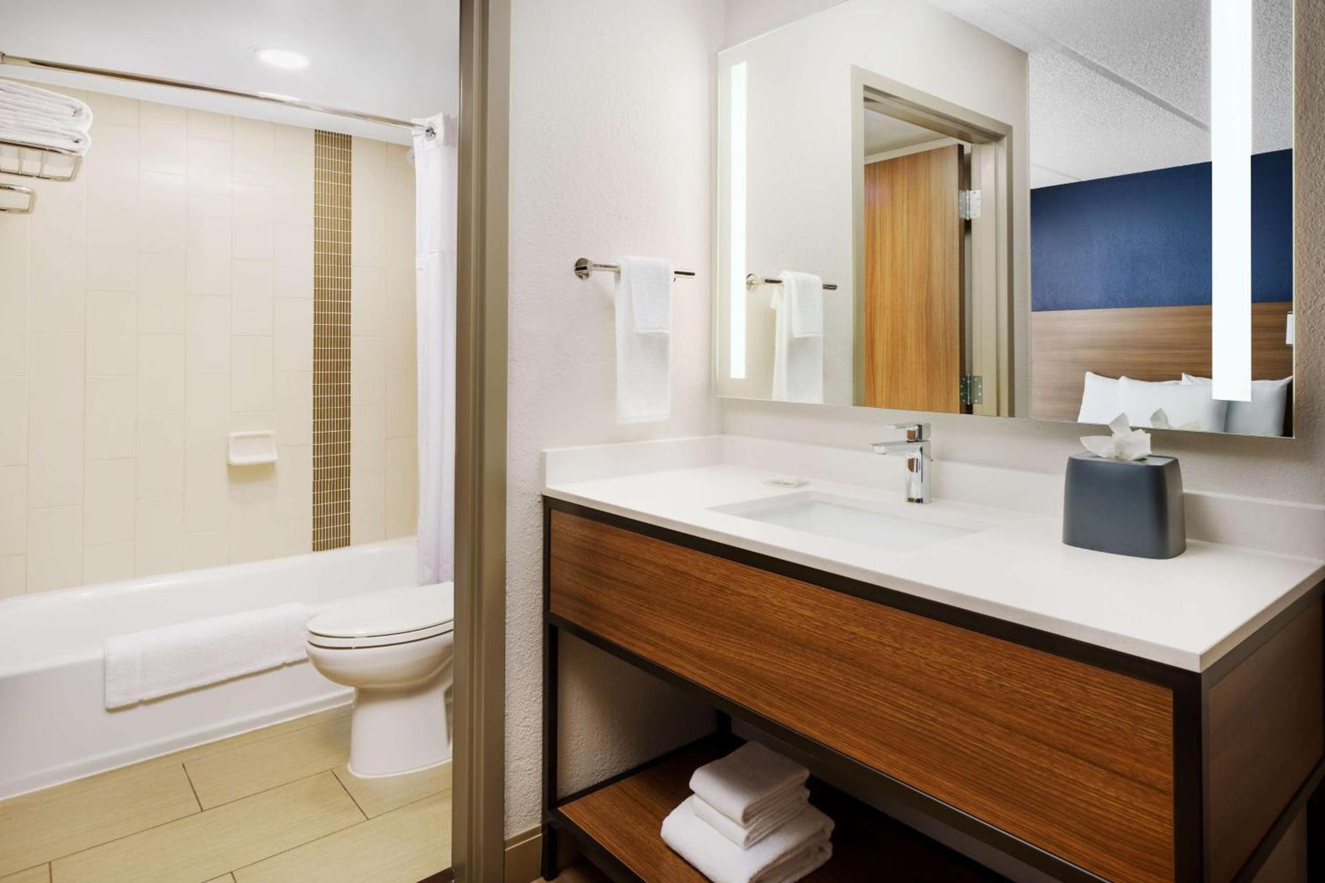 Hyatt Place across from Universal Orlando Resort photo 30