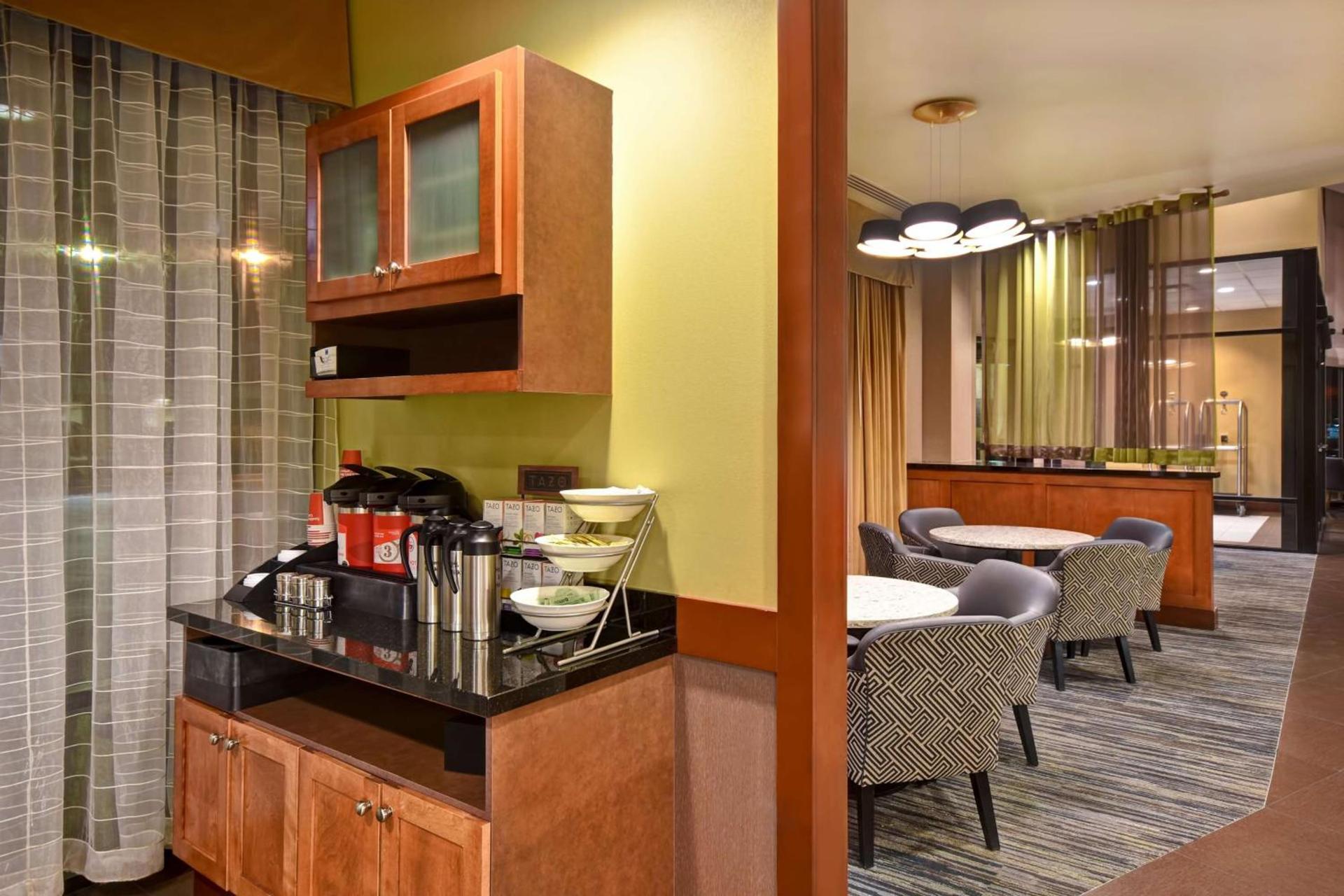Hyatt Place Phoenix Gilbert photo 7