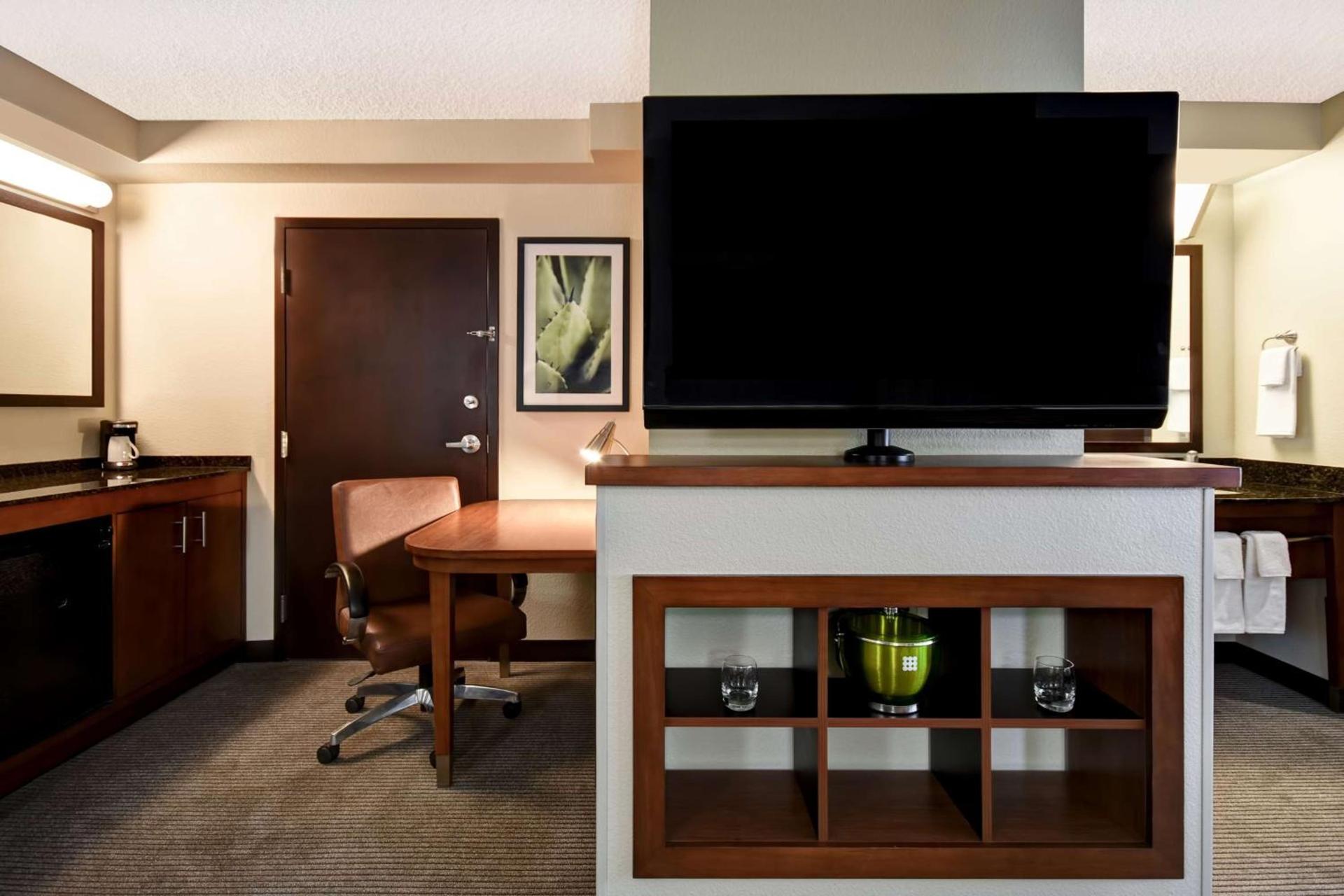 Hyatt Place Phoenix Gilbert photo 19