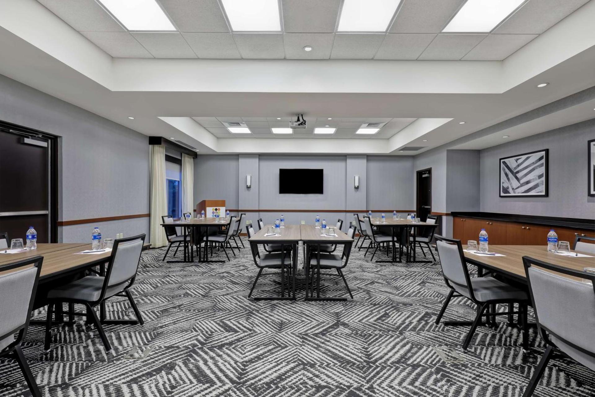 Hyatt Place San Antonio North Stone Oak photo 3