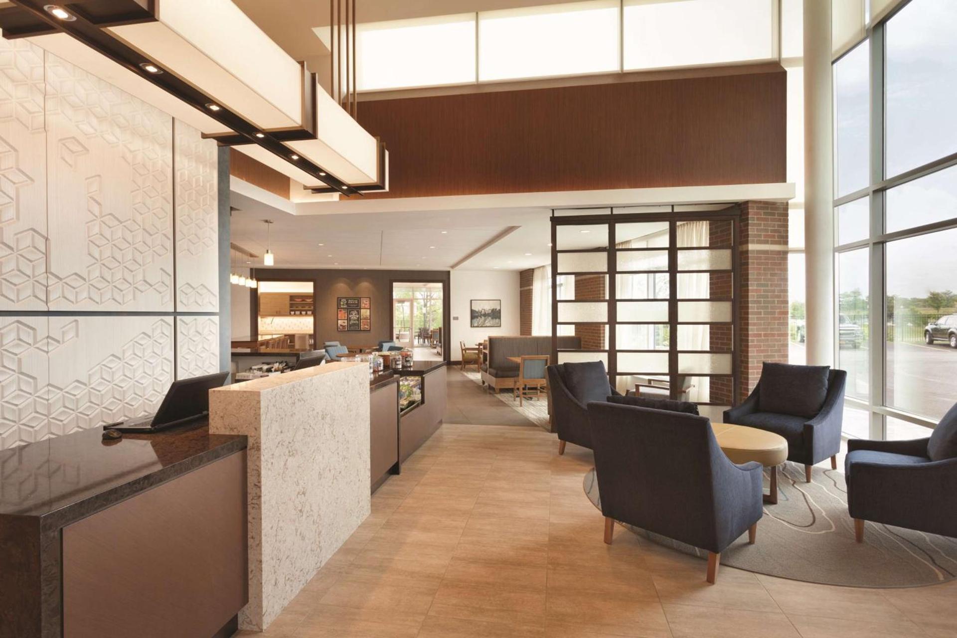 Hyatt Place Buffalo / Amherst, NY photo 2