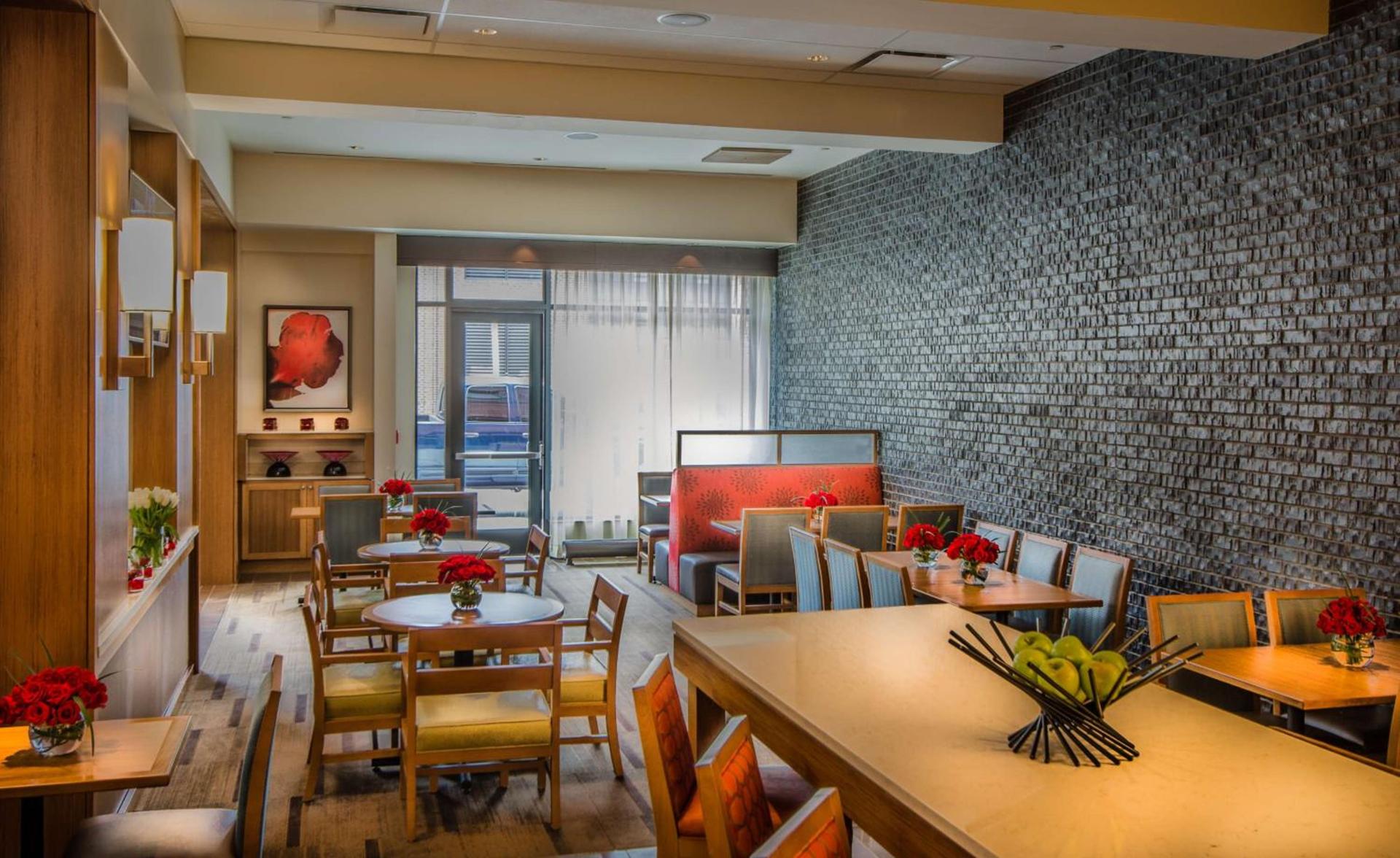 Hyatt Place Baltimore Inner Harbor photo 6