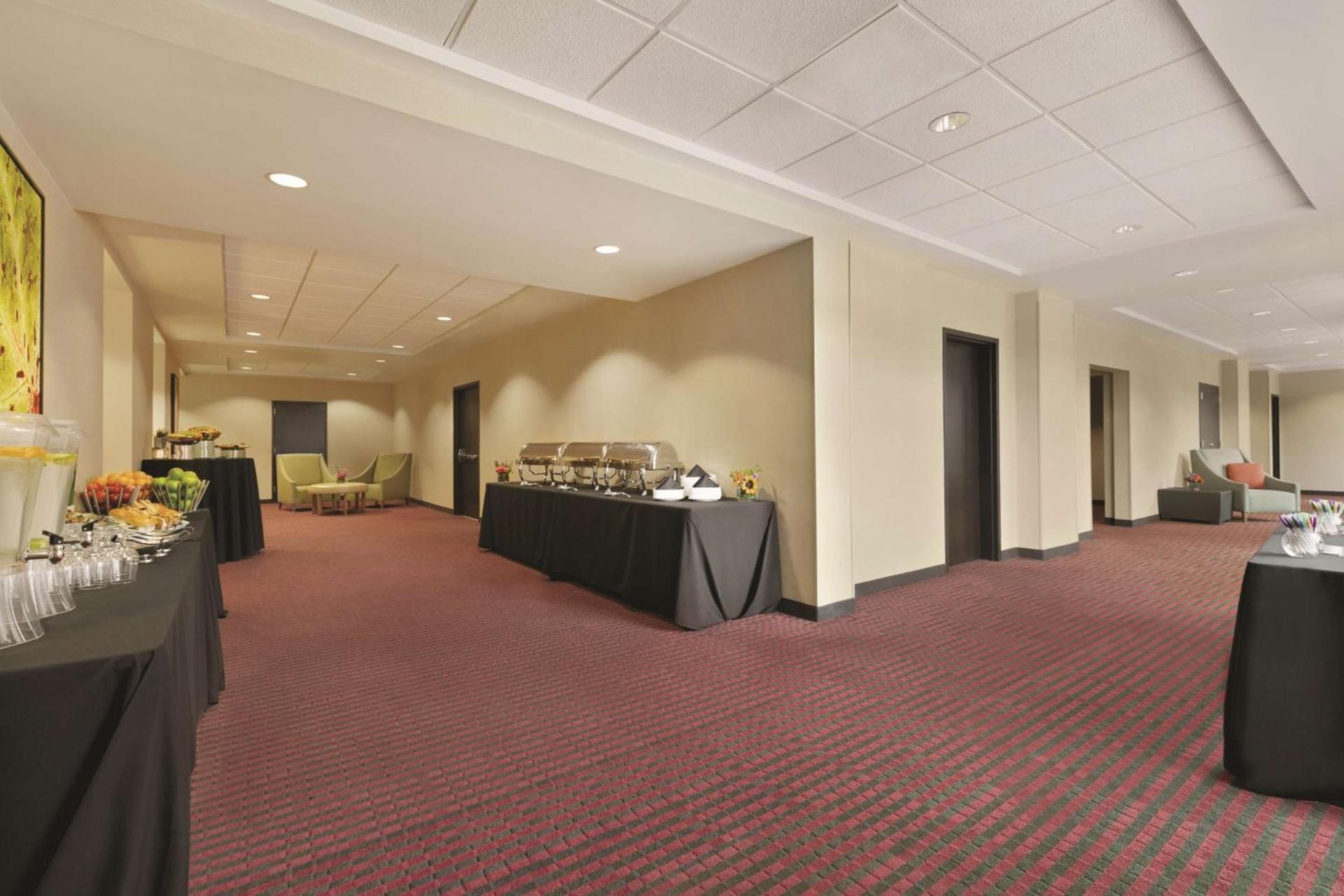Hyatt Place Baltimore Inner Harbor photo 14