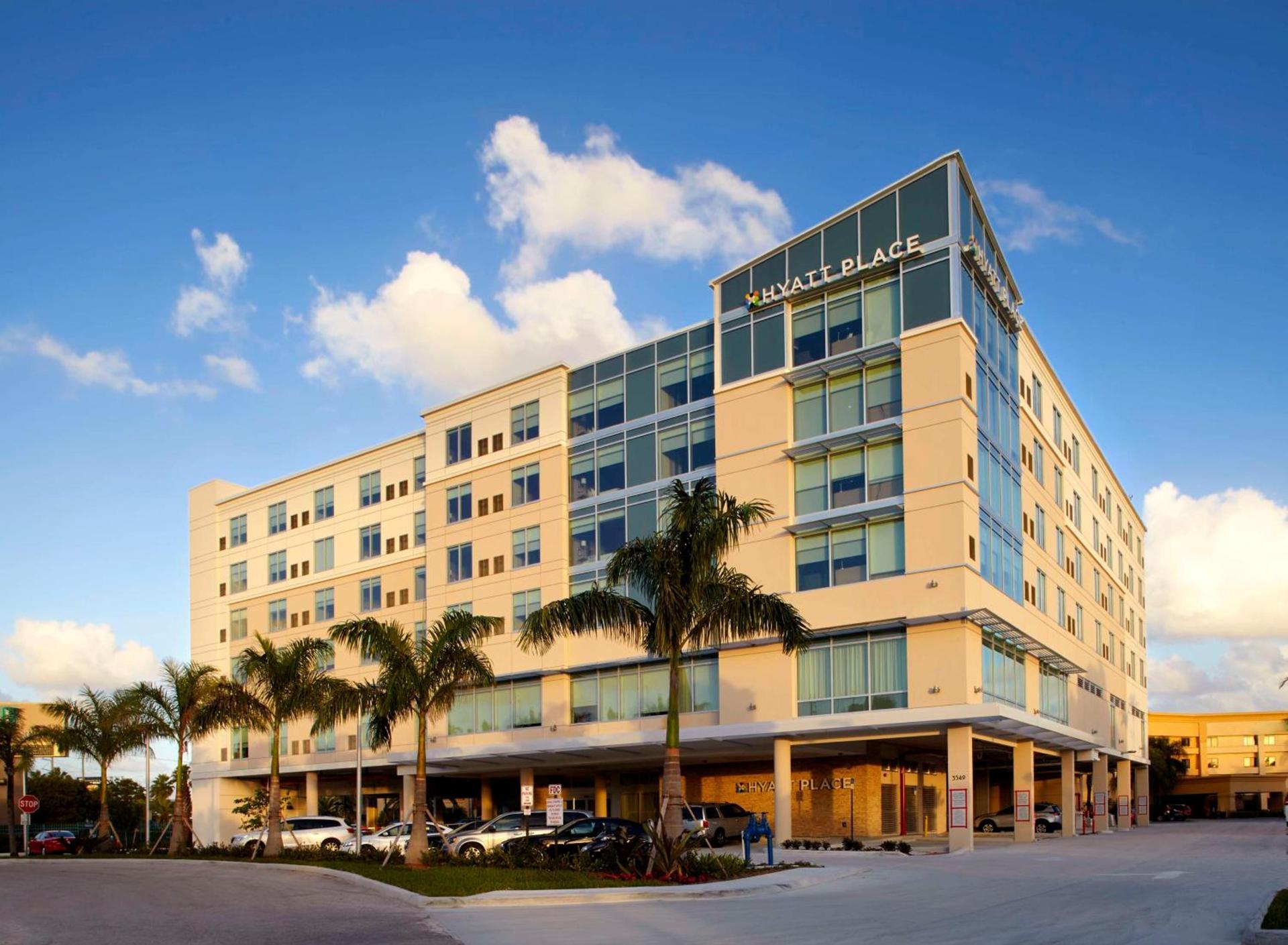 Hyatt Place Miami Airport East photo 1