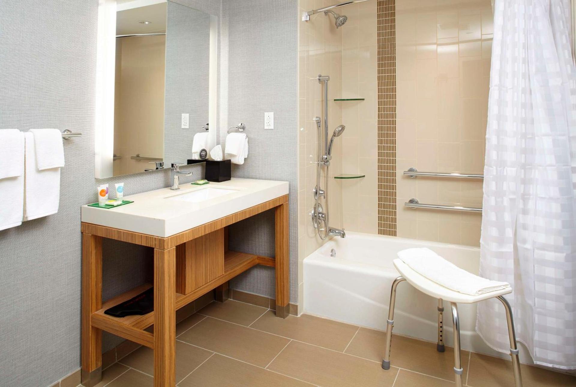 Hyatt Place Miami Airport East photo 7