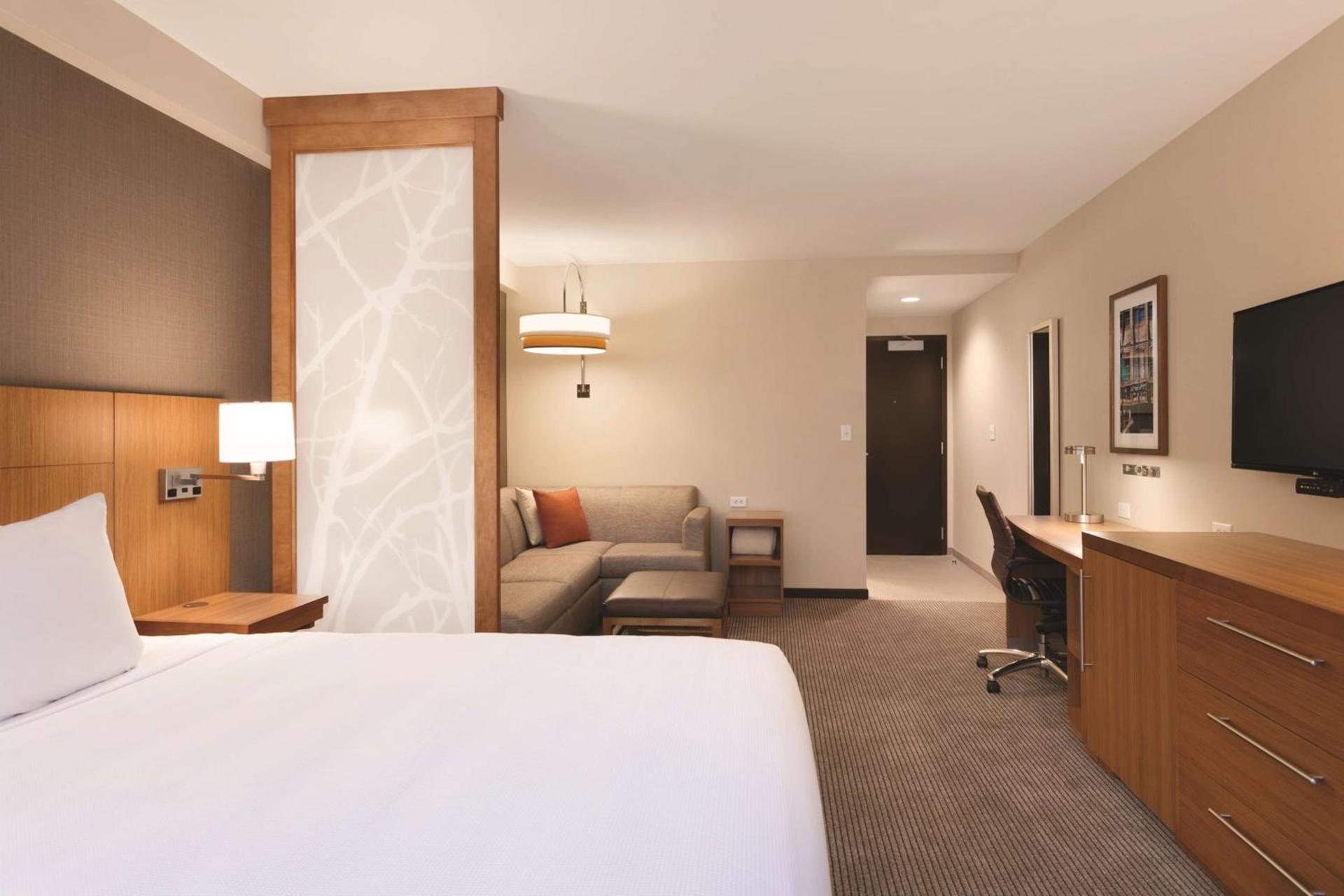 Hyatt Place Buffalo / Amherst, NY photo 15