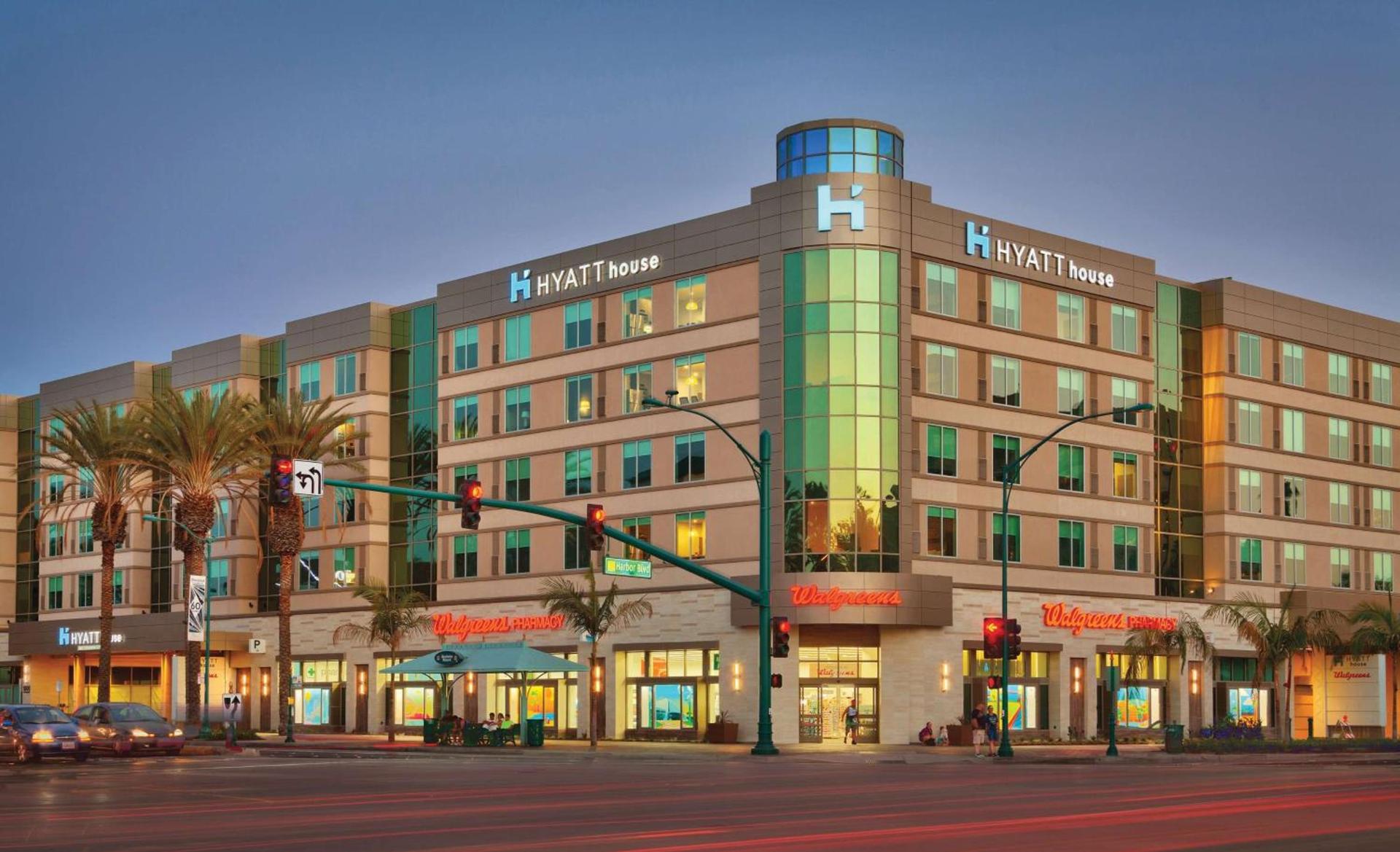 Hyatt House at Anaheim Resort/Convention Center photo 1