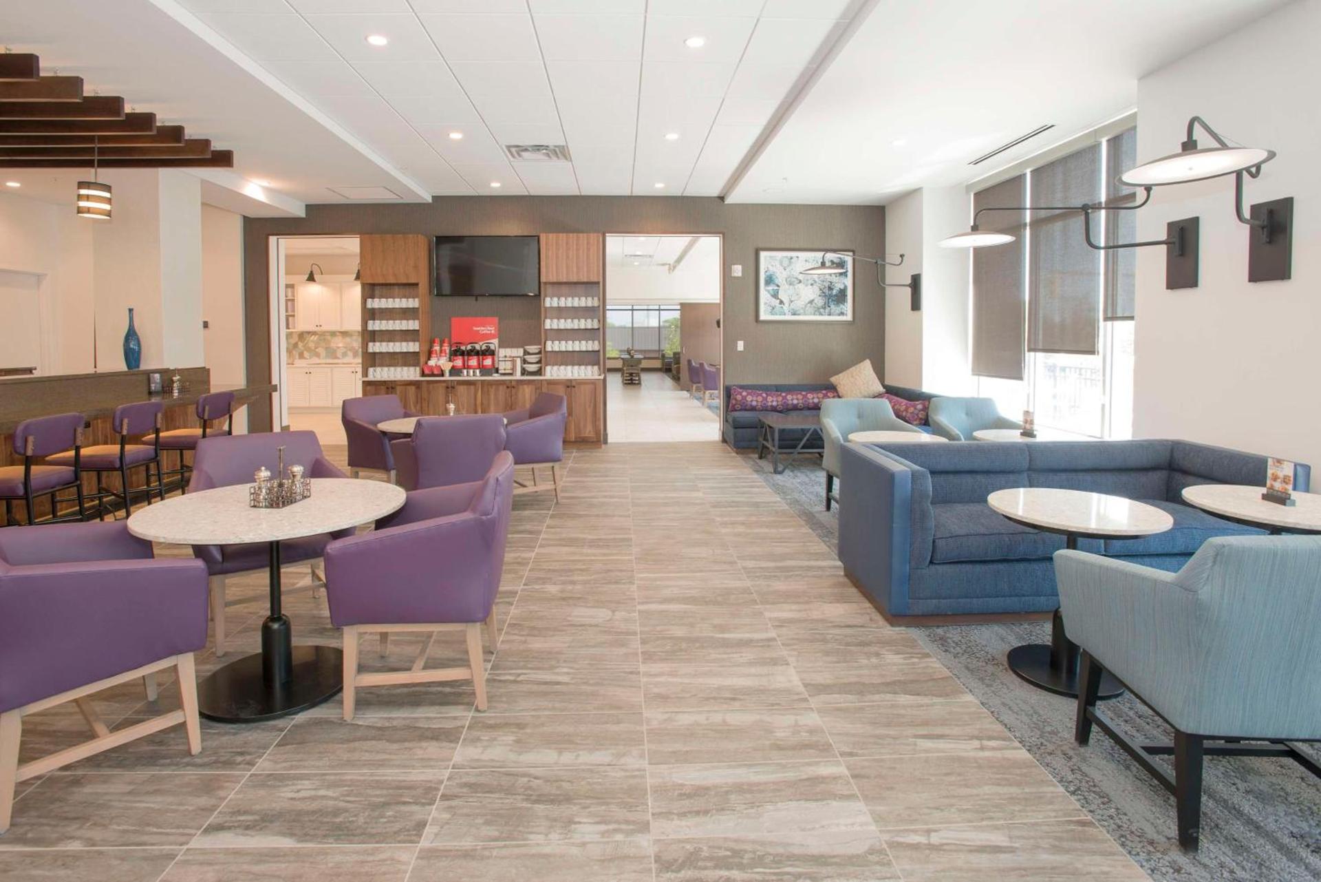 Hyatt Place Cincinnati/Sharonville Convention Center photo 9