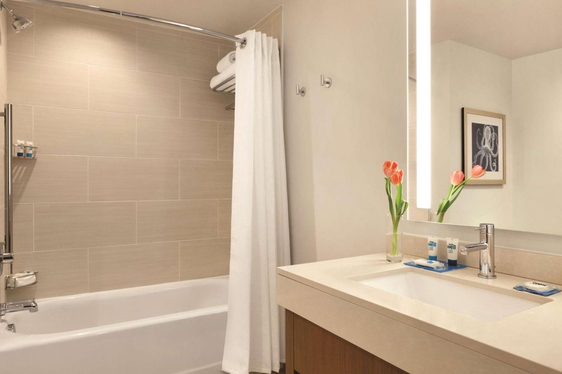 Hyatt House Virginia Beach / Oceanfront photo 13