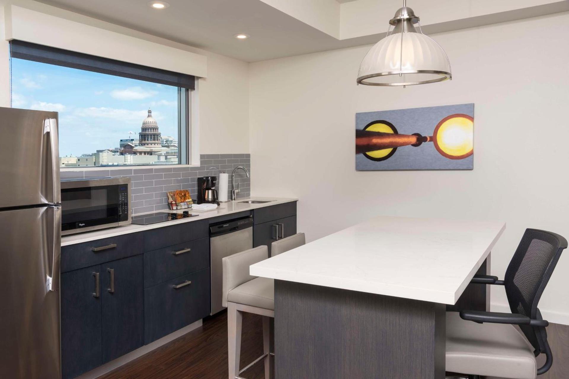 Hyatt House Austin/Downtown photo 44