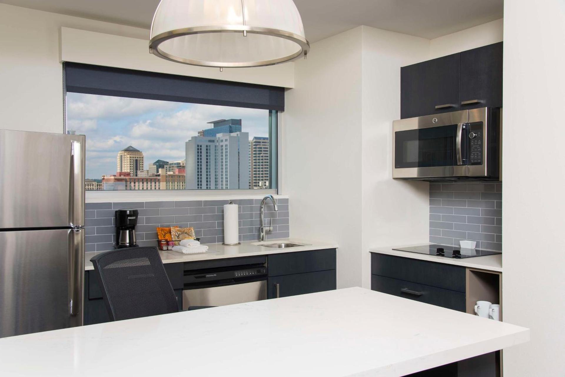 Hyatt House Austin/Downtown photo 51