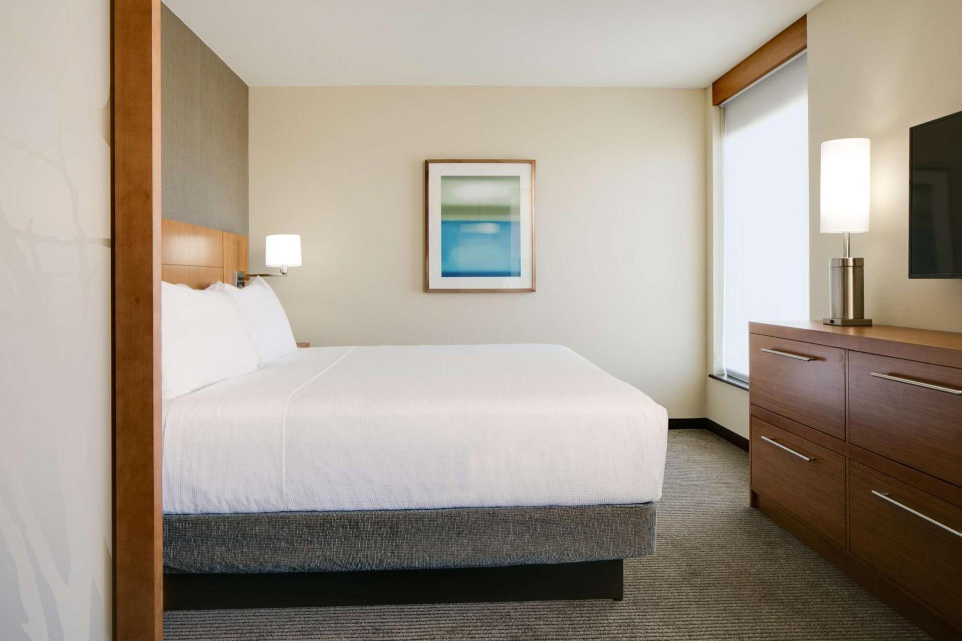 Hyatt Place Kansas City Lenexa City Center photo 18