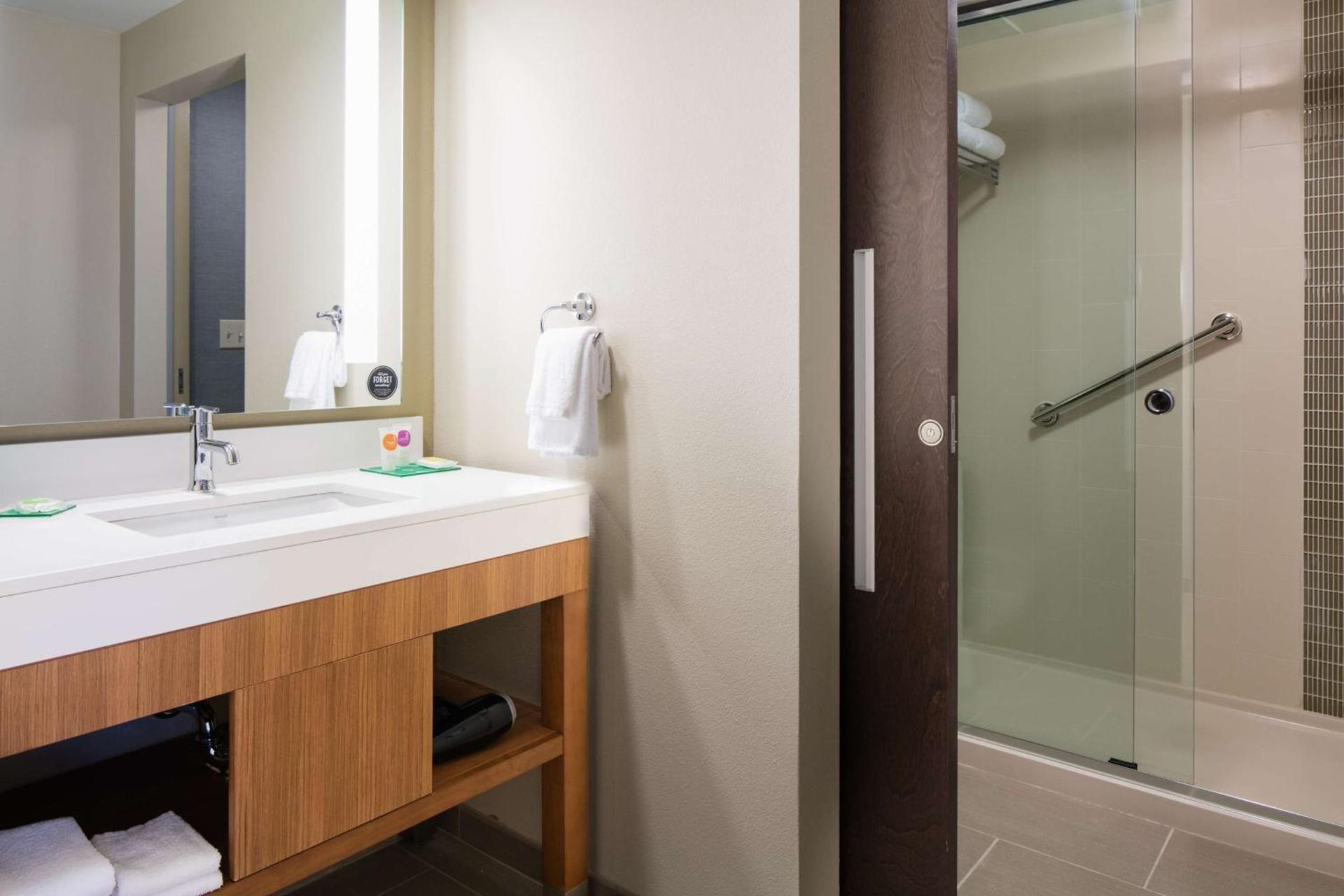 Hyatt Place Kansas City Lenexa City Center photo 24