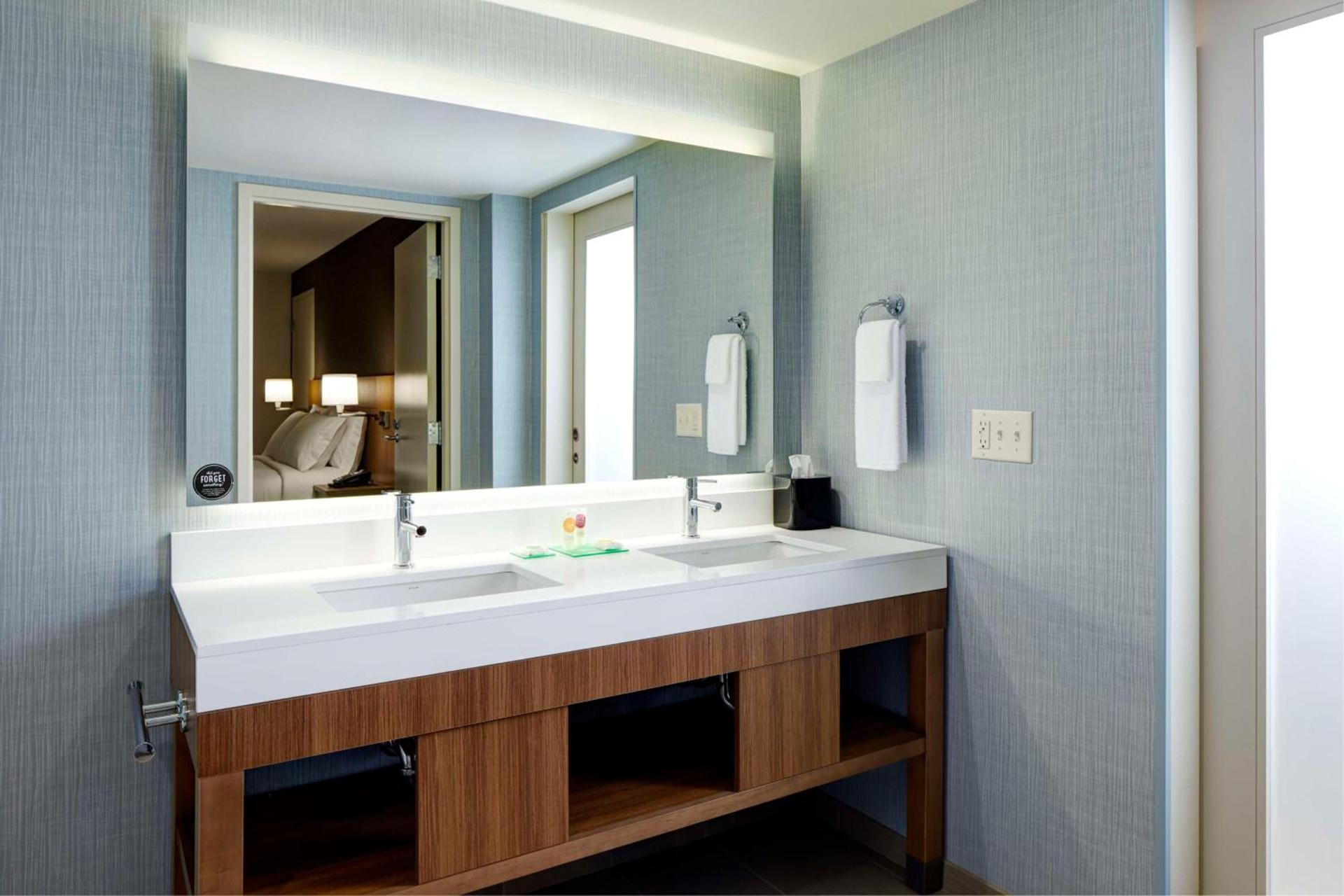 Hyatt Place Madison/Verona photo 24