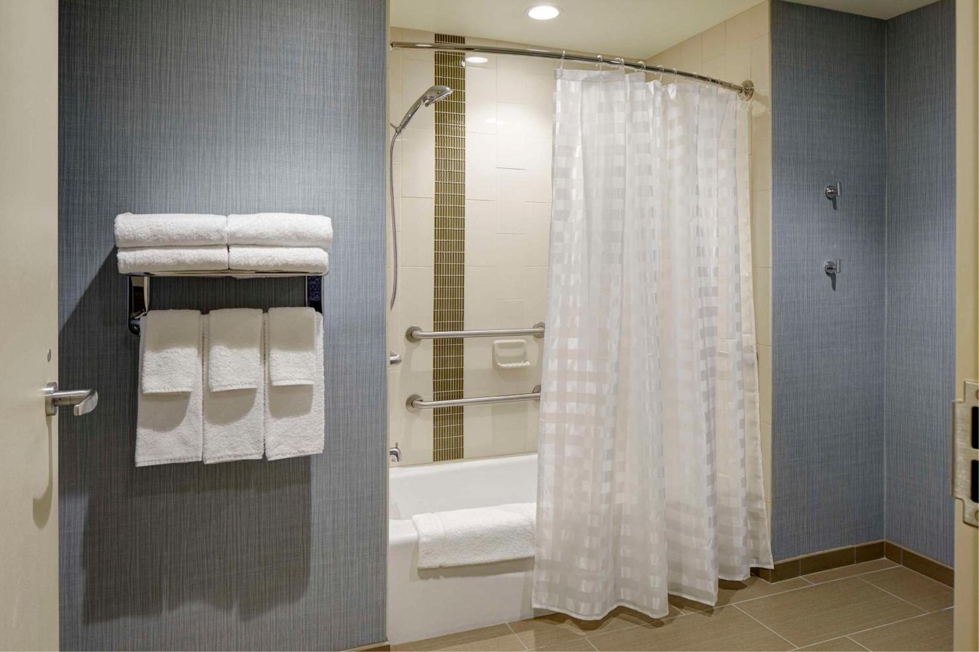 Hyatt Place Madison/Verona photo 29