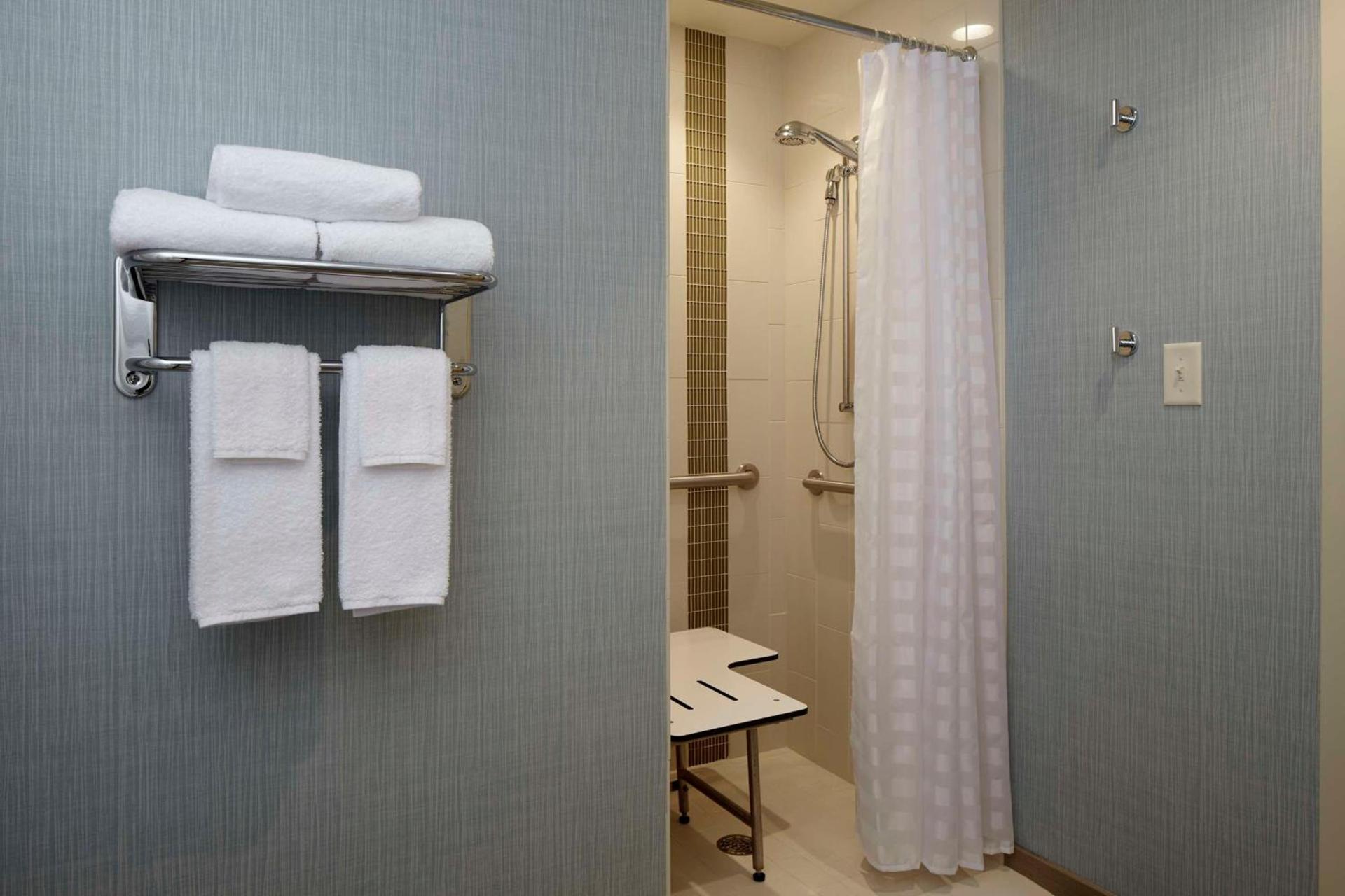 Hyatt Place Madison/Verona photo 28