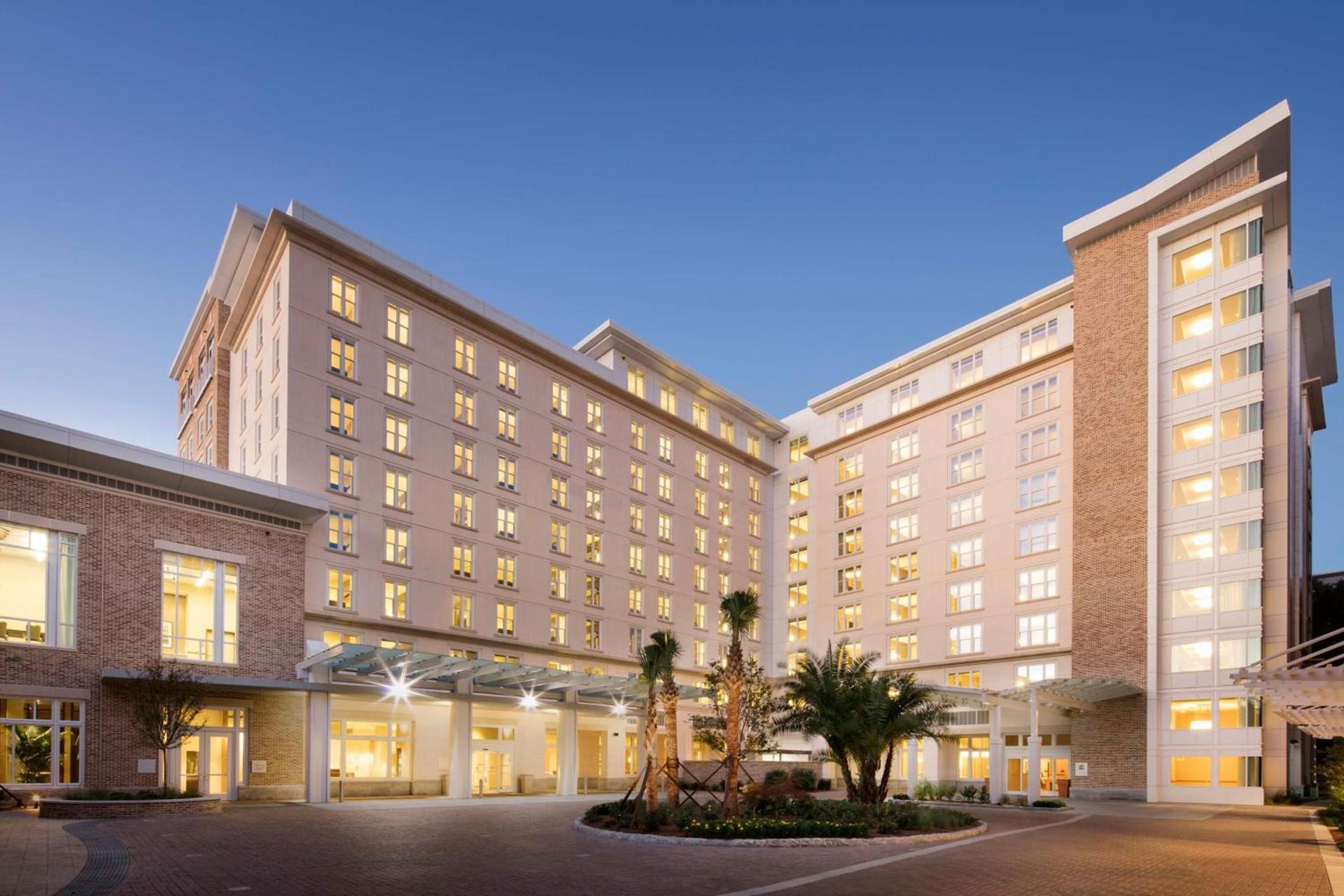 Hyatt House Charleston - Historic District photo 1