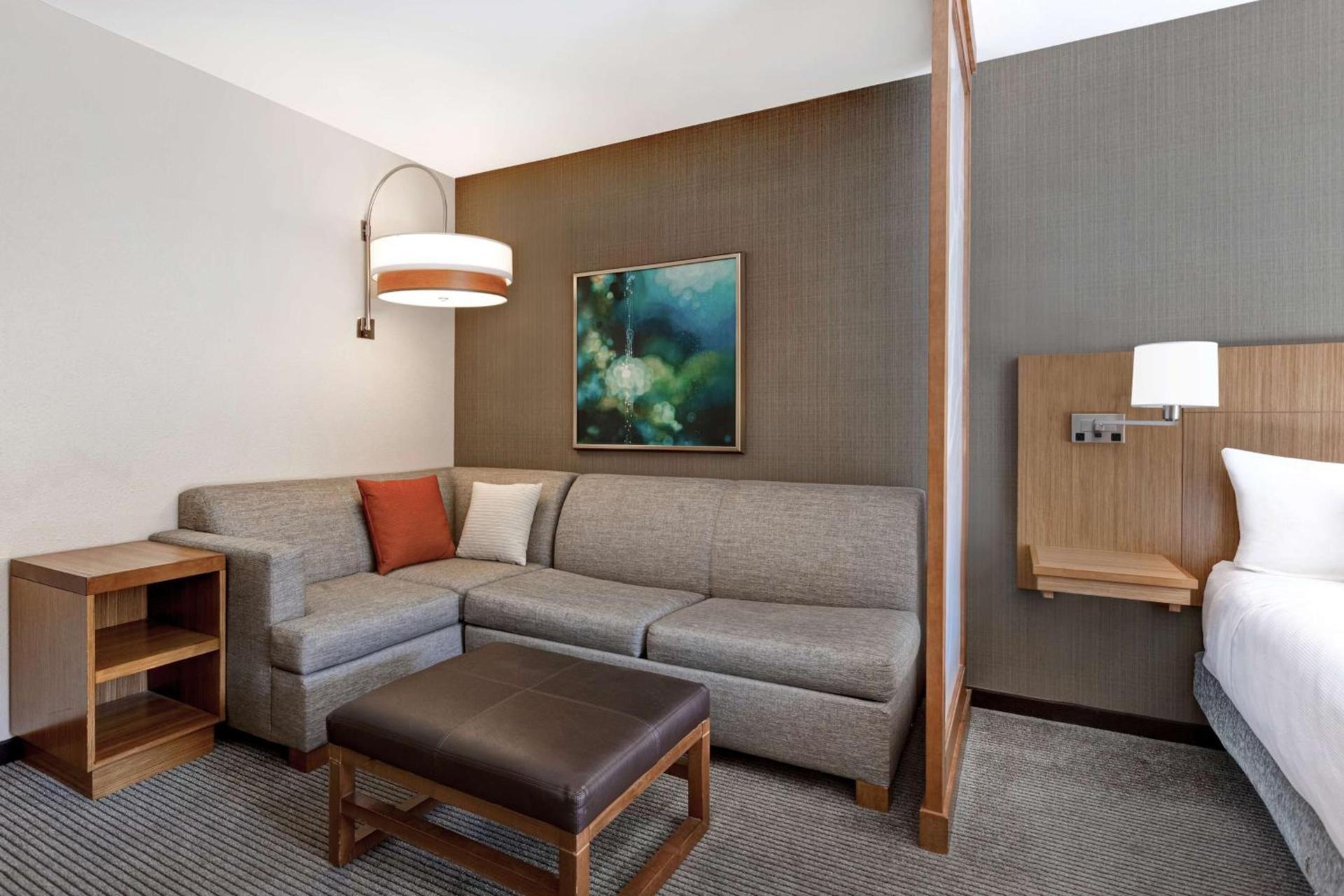 Hyatt Place Bloomington / Normal photo 3