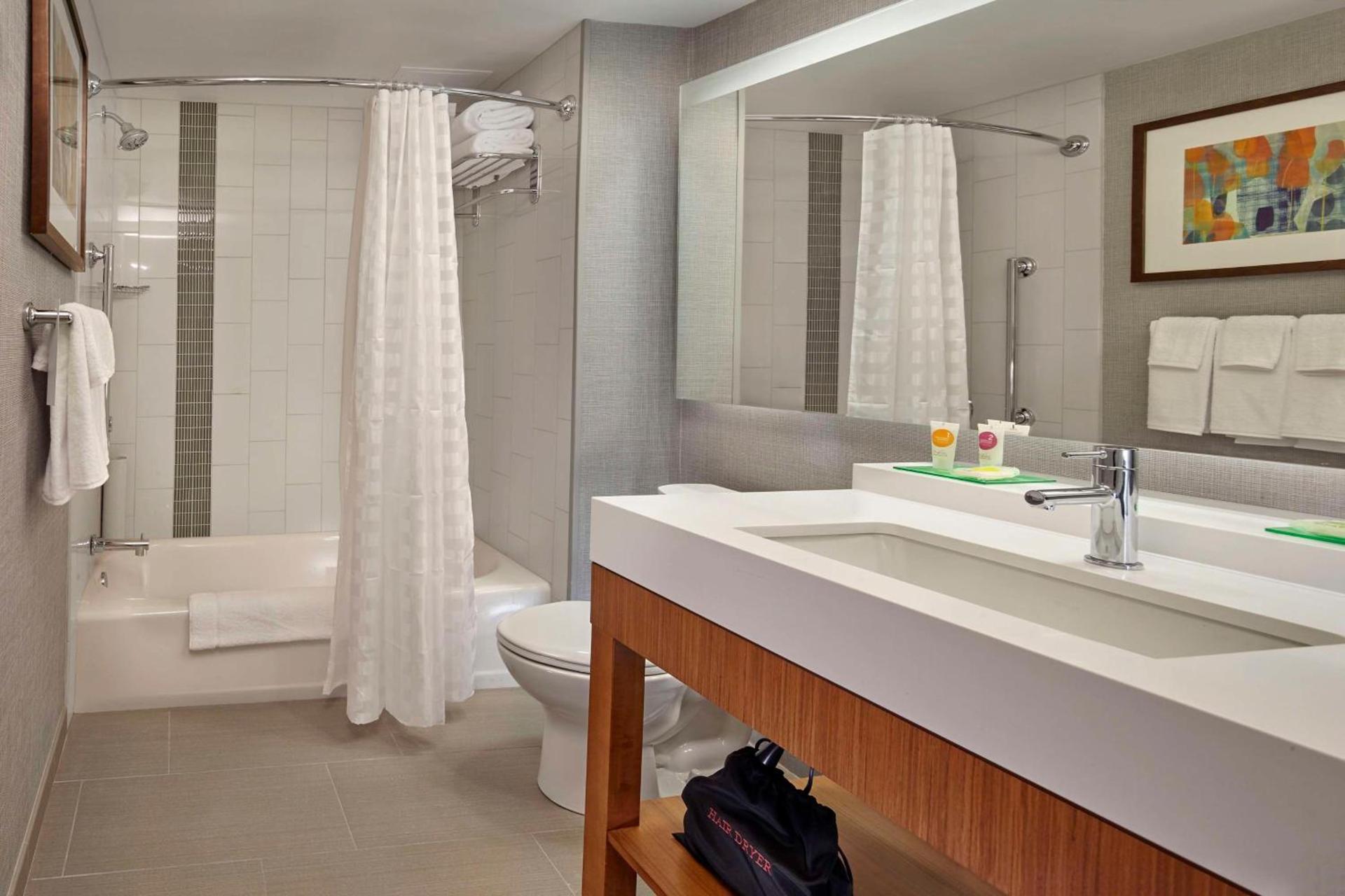 Hyatt Place State College photo 2