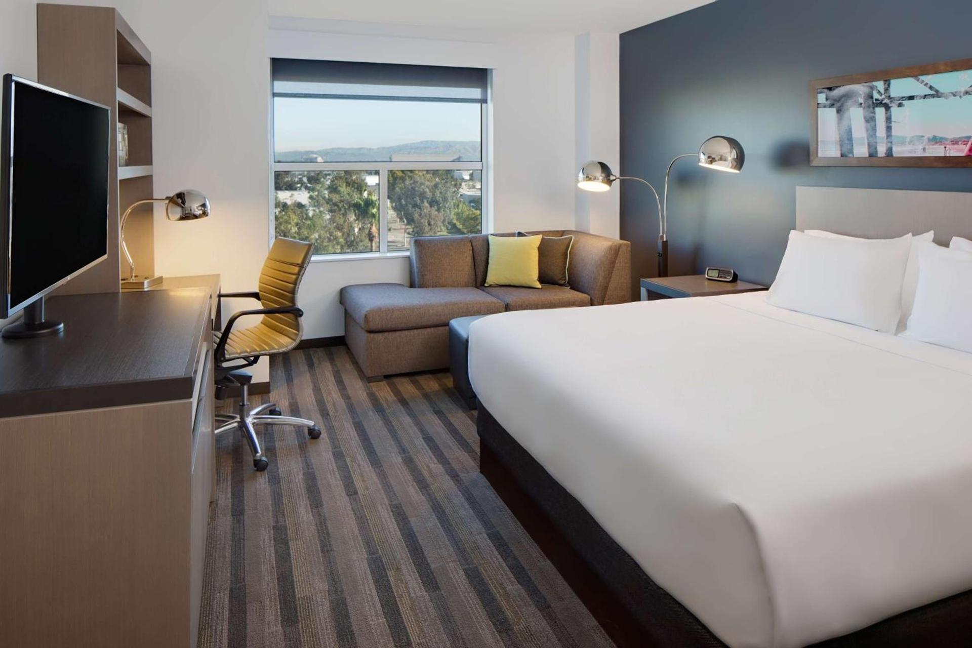 Hyatt House Irvine/John Wayne Airport photo 22