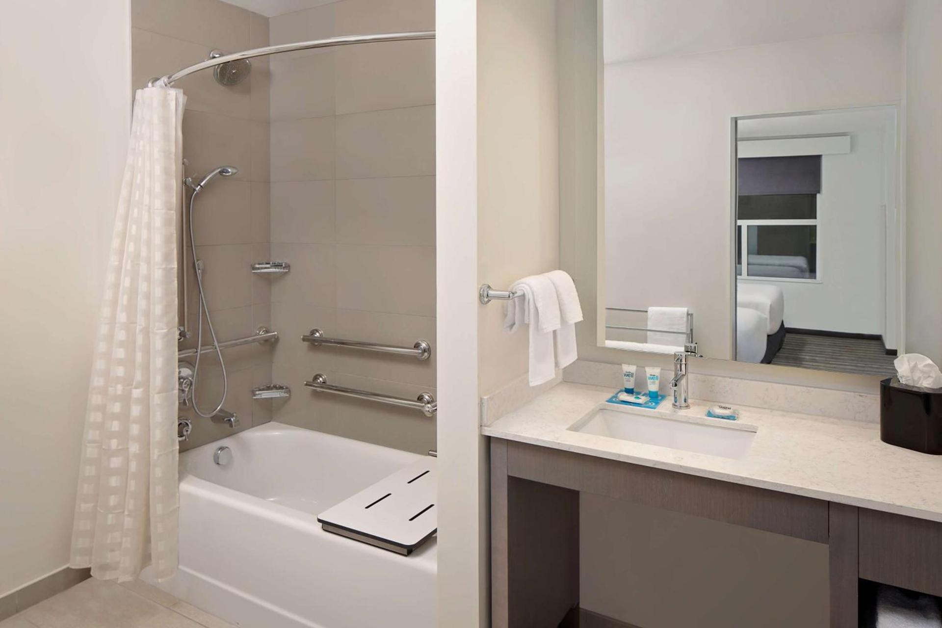 Hyatt House Irvine/John Wayne Airport photo 60