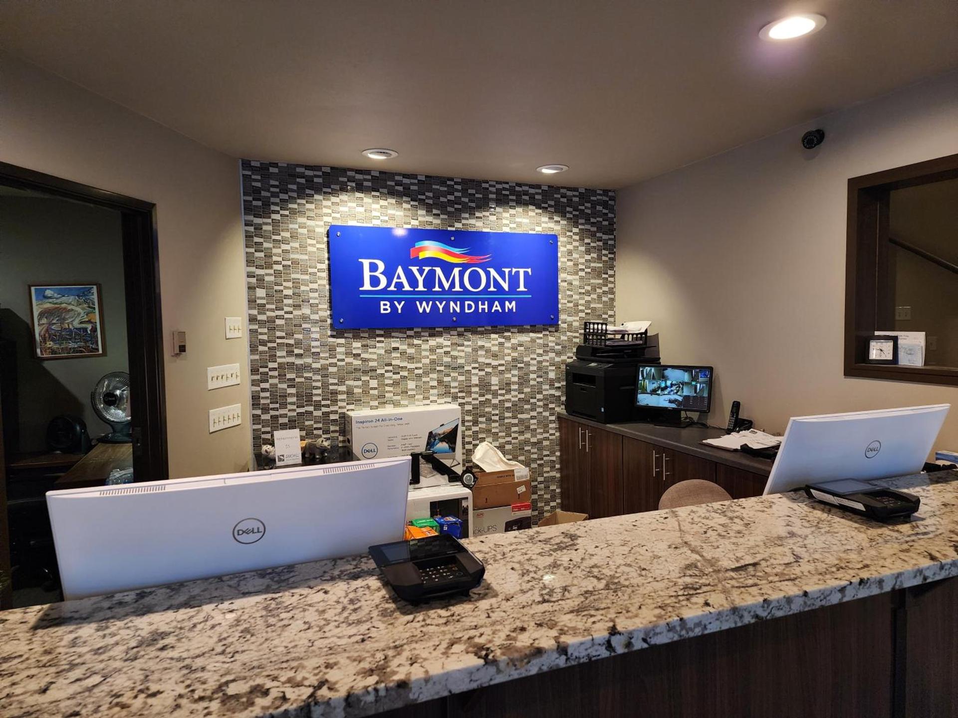 Baymont by Wyndham Monte Vista photo 27