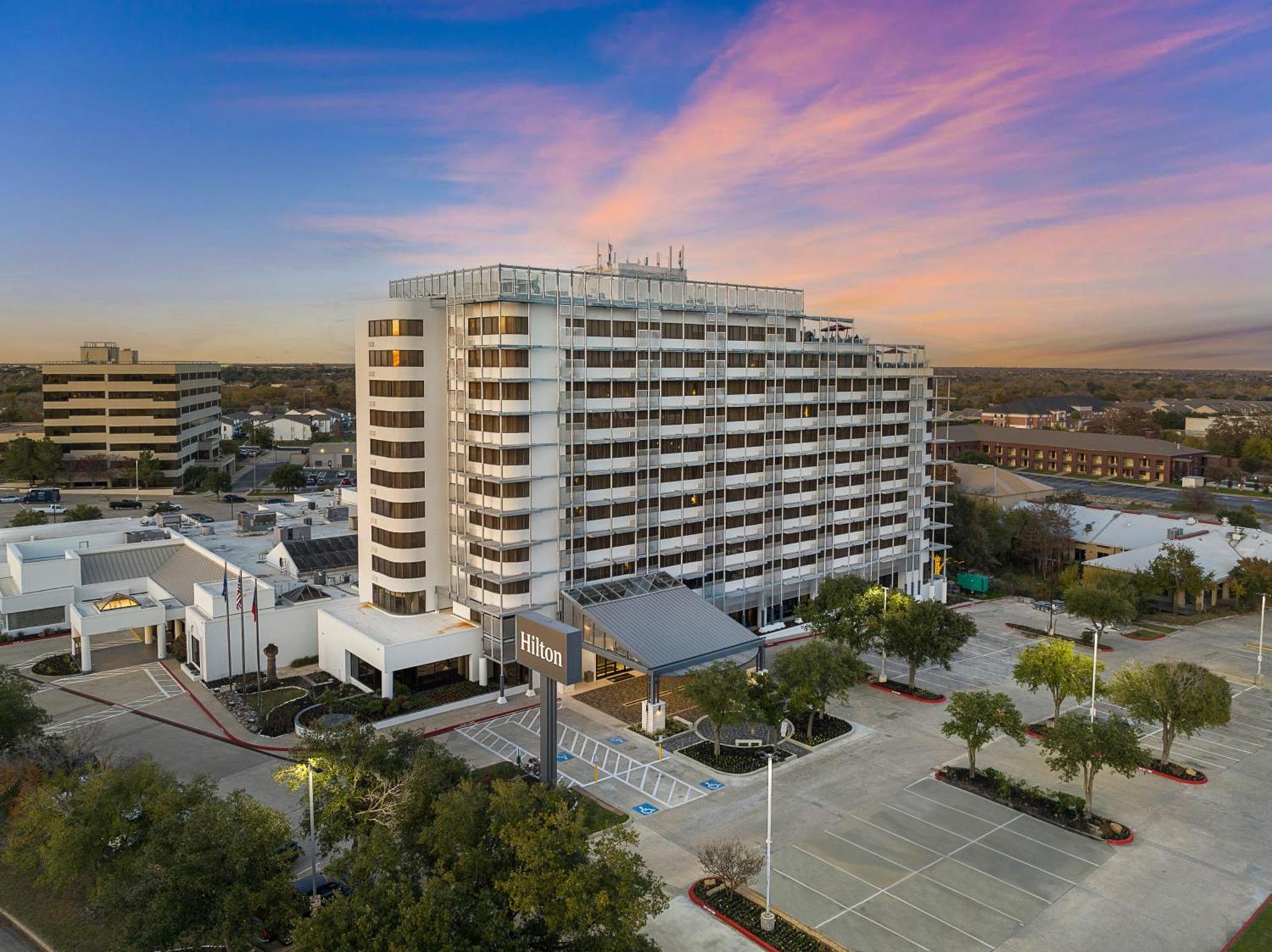 Hilton College Station & Conference Center photo 69
